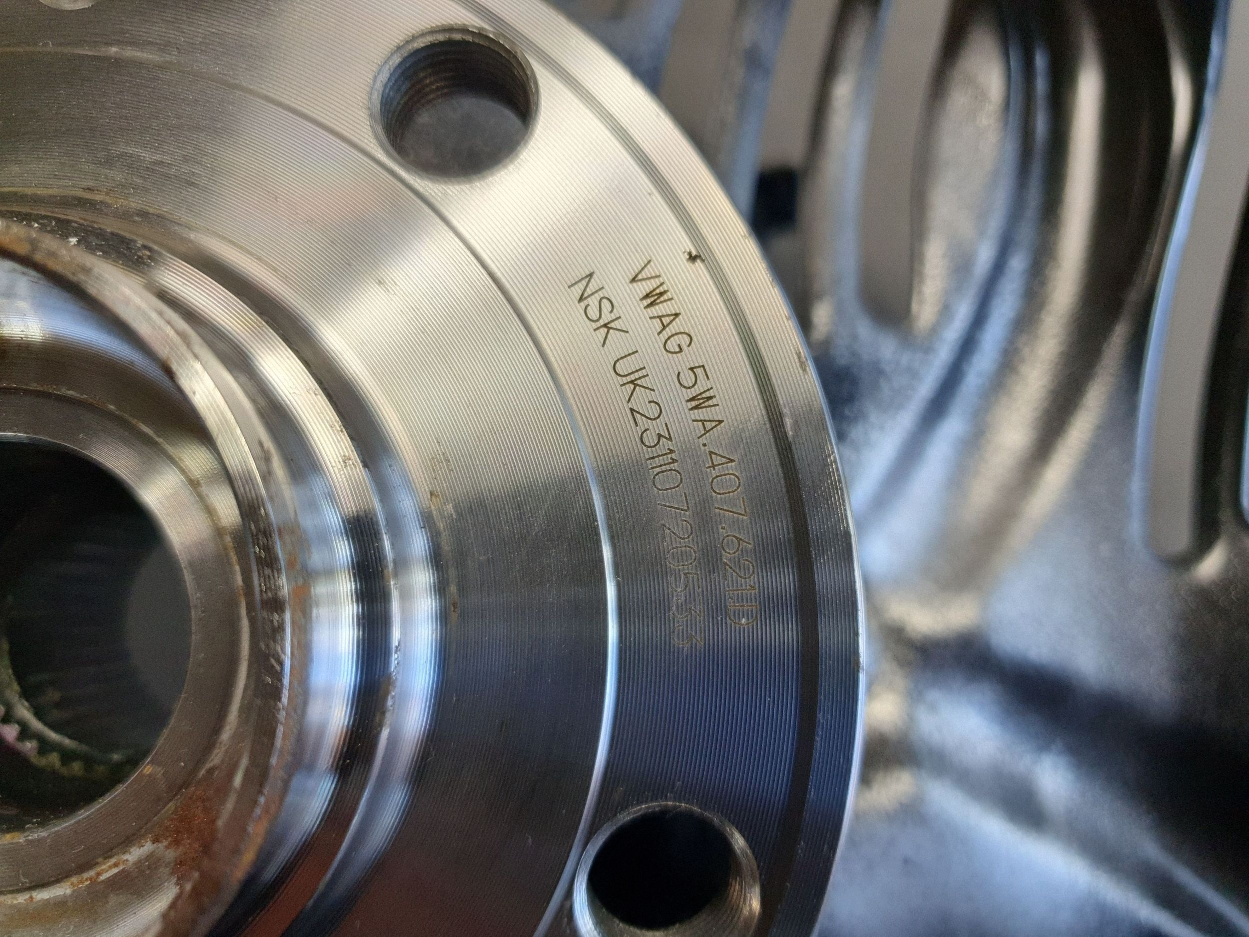 Cupra Leon IV swing left front front 5WA407257B