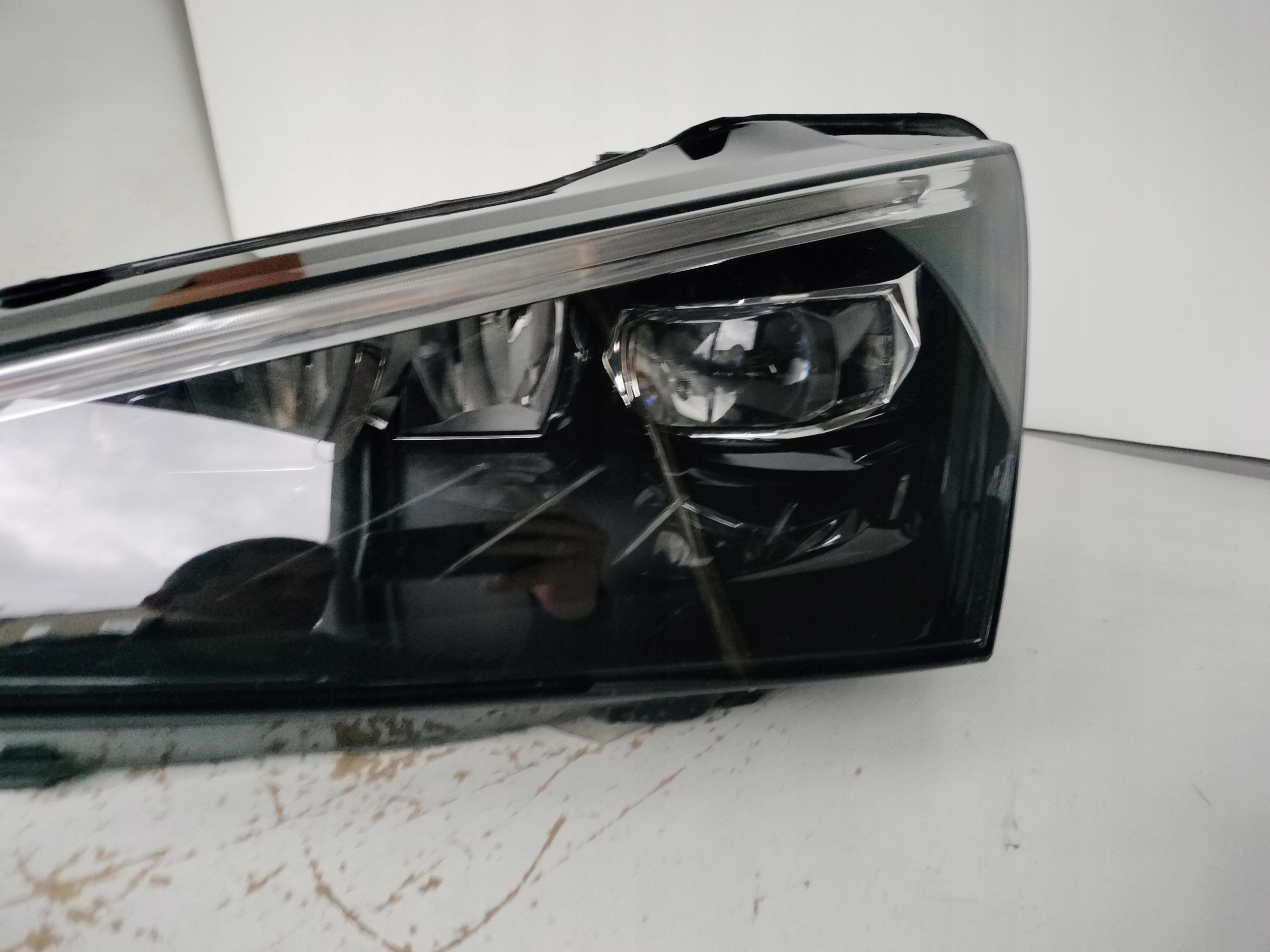 light left REFLEKTOR SKODA SCALA 18- FULL LED