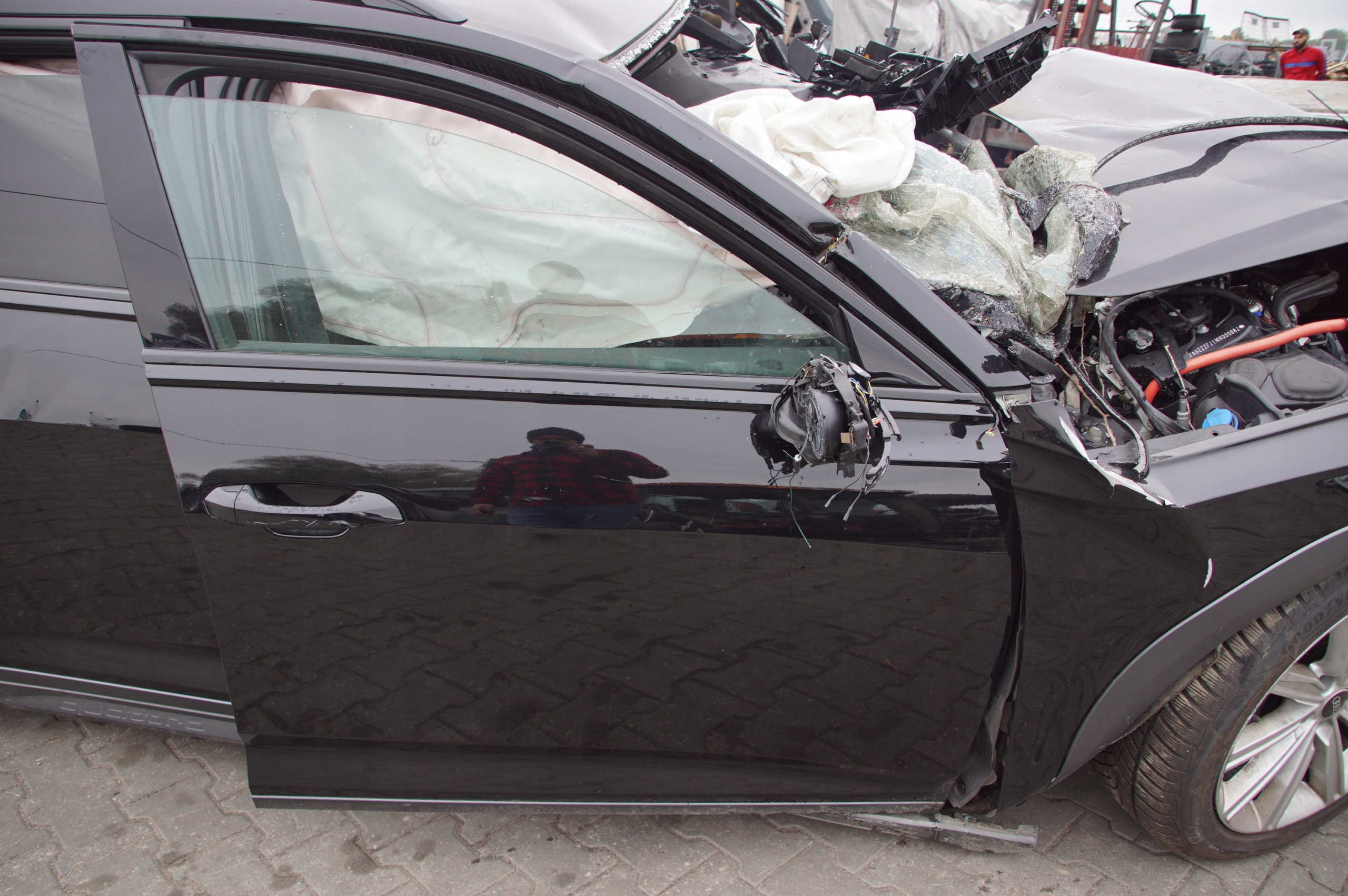 door right front LY92 AUDI A6 C8 ALLROAD 2021