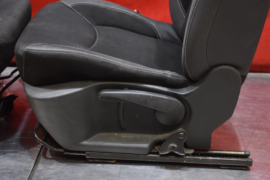 Sitz Sitze KOMPLET EU RENAULT CLIO 4 IV 5D HB LIFT 16-19
