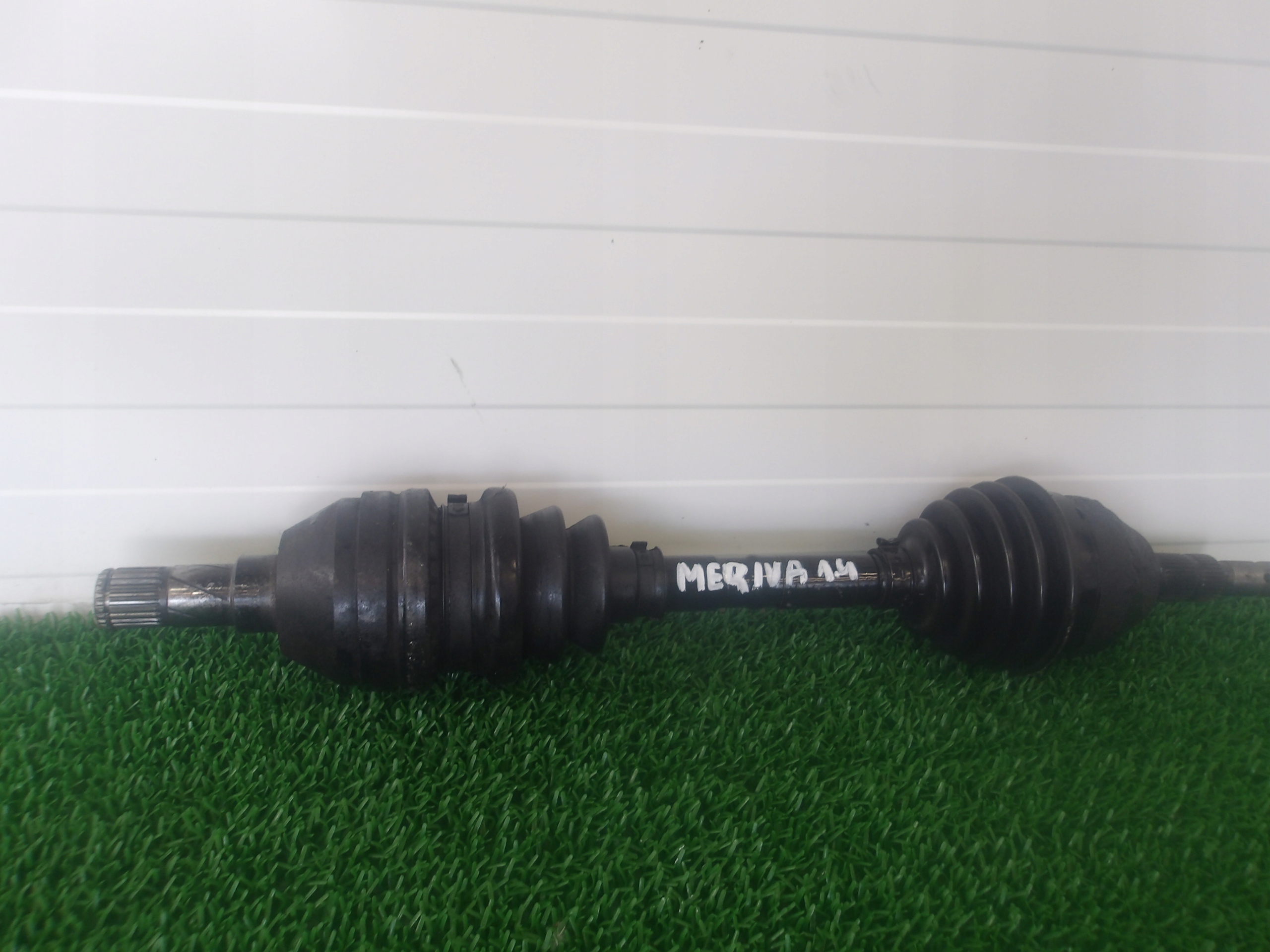 OPEL MERIVA B 10-17 1.4T A14NET semi-axis short. left MANUAL 6-BIEG M32