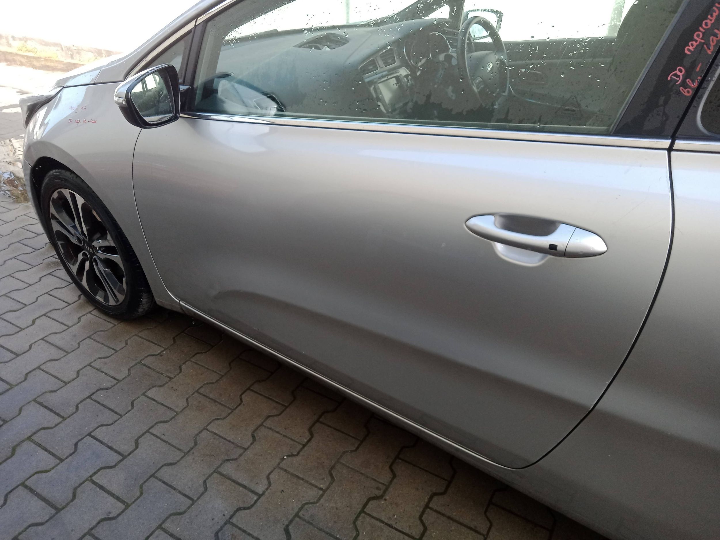 KIA PRO CEED II door front left 9S 2012