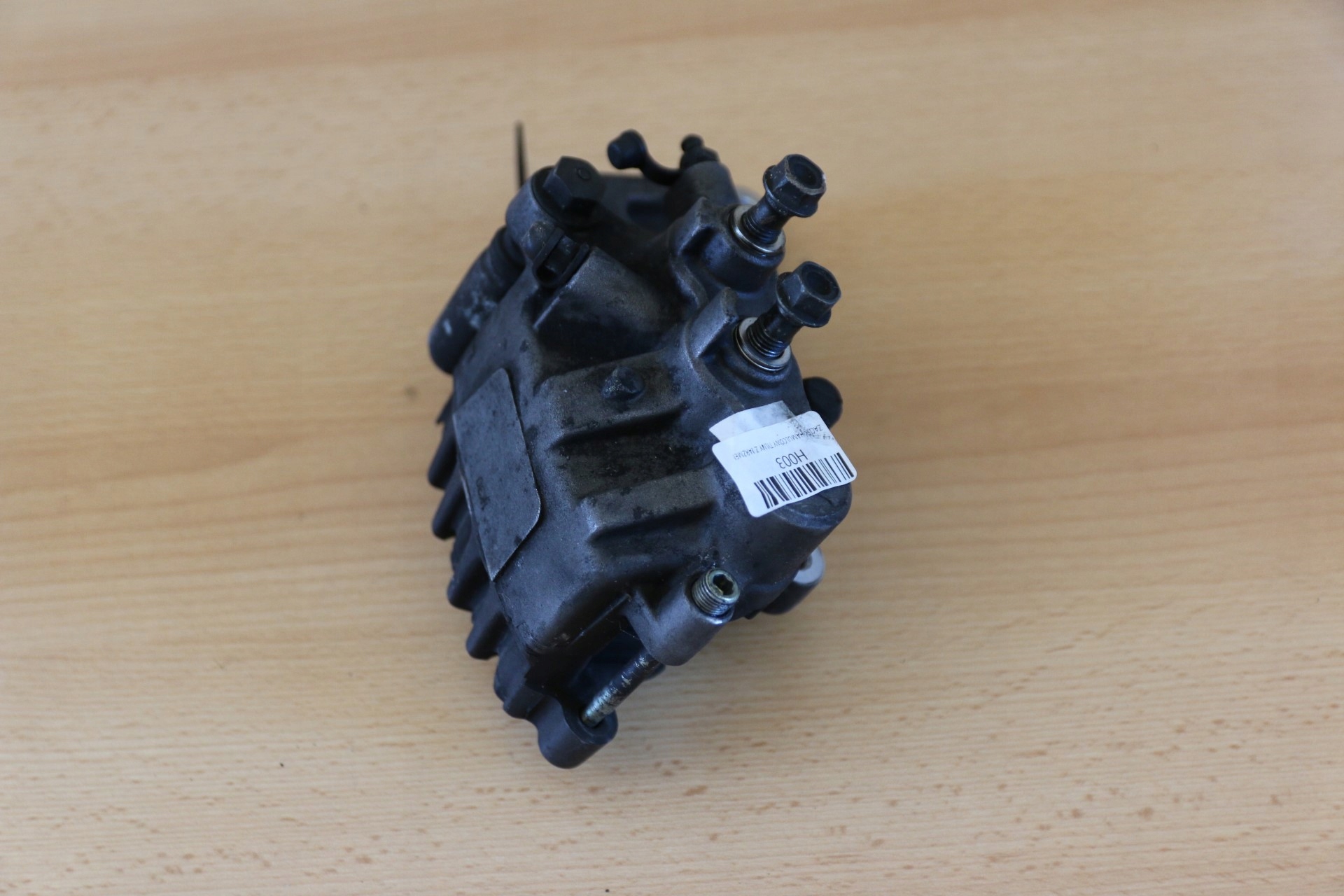 Zacisk hamulcowy tylny z jarzmem Honda Goldwing GL