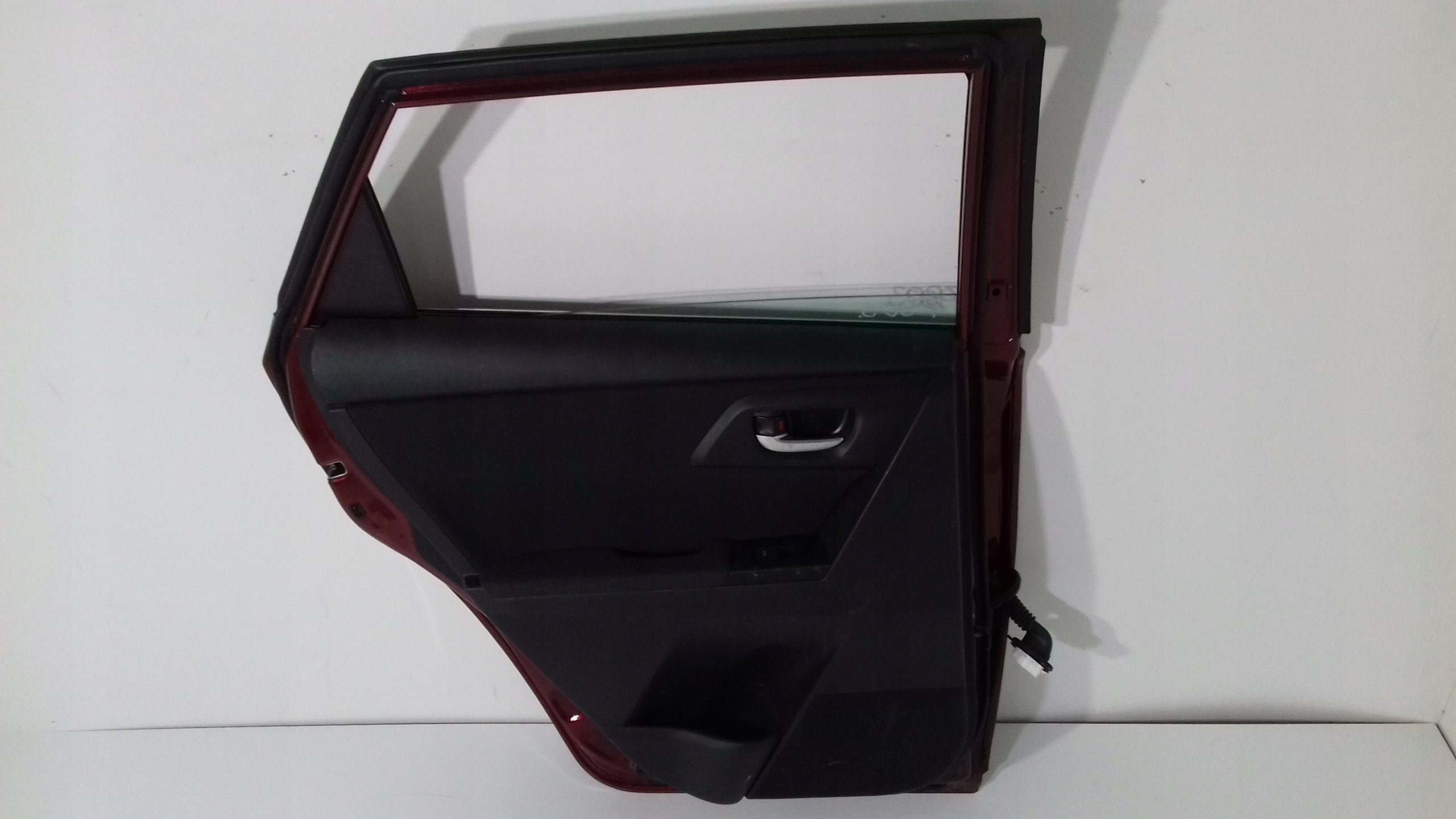 TOYOTA AURIS II door rear. rear part left 3T3 HB HATCHBACK E180 E18 claret