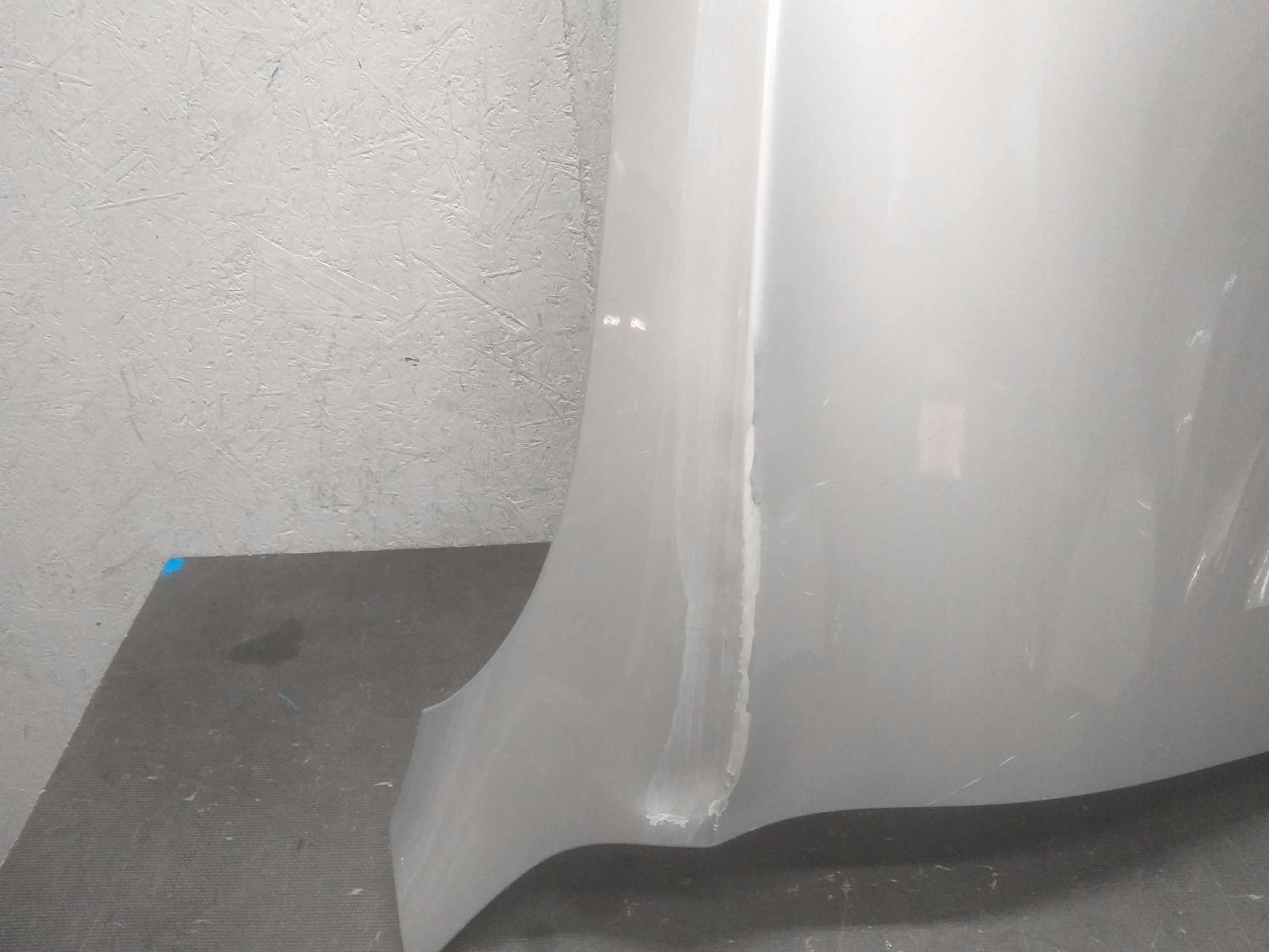 fender front right MERCEDES C KLASA W205