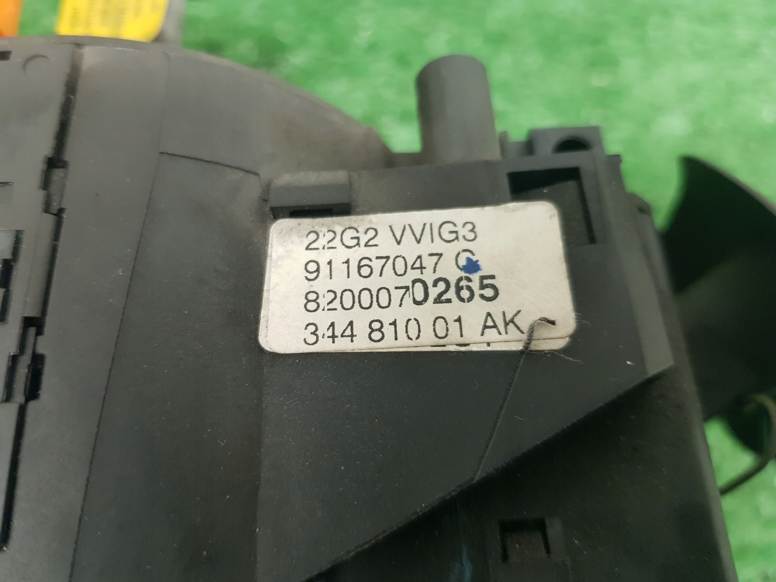 Commodo essuie glace RENAULT TRAFIC 2 8200070265