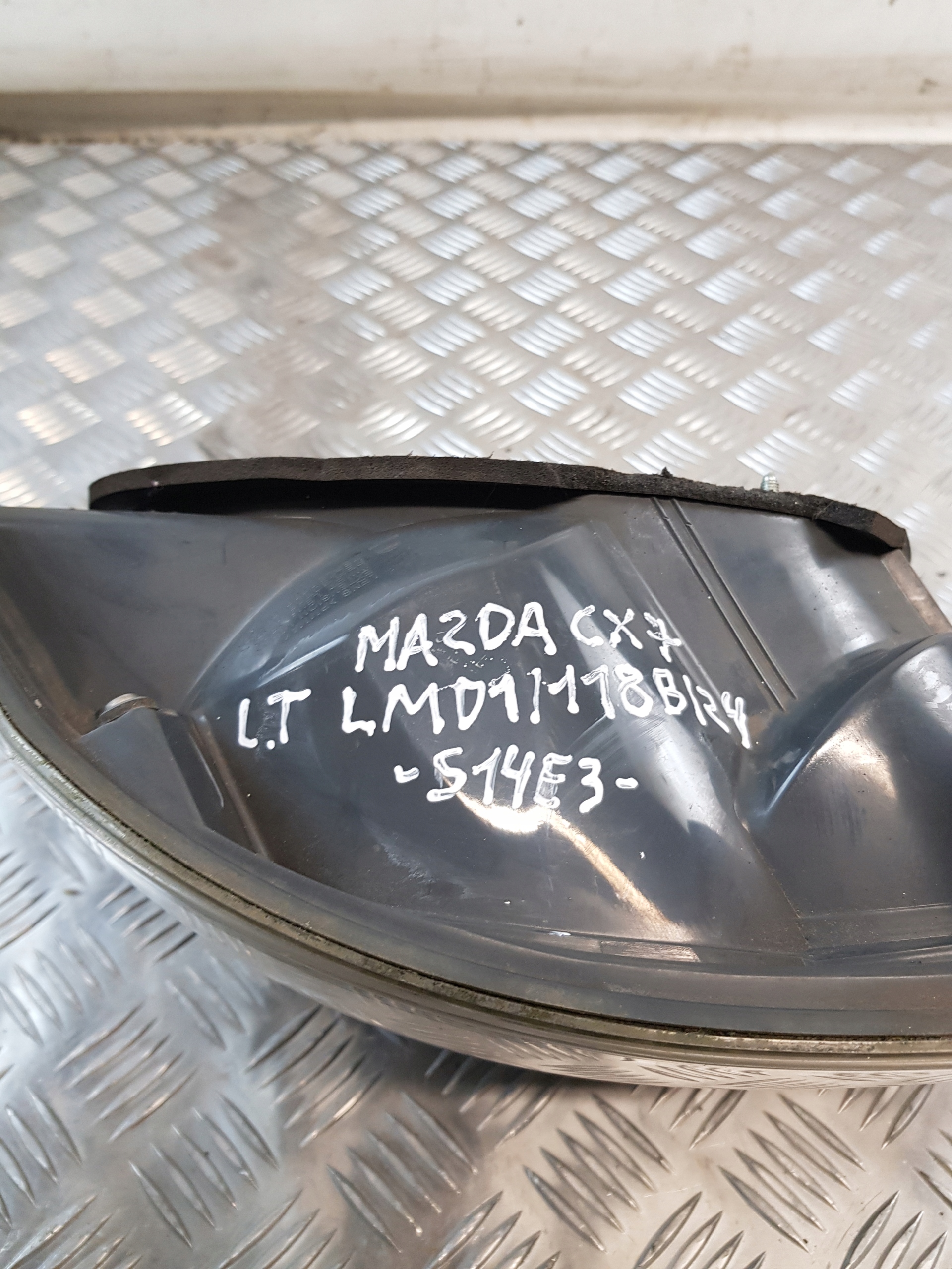MAZDA CX7 CX-7 07R- light left rear part EUROPA