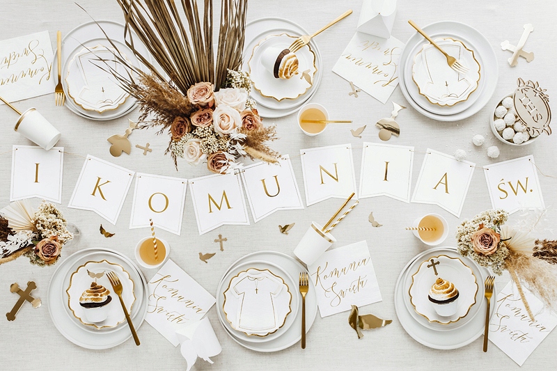 BANER GIRLANDA KOMUNIJNA NAPIS PIERWSZA I KOMUNIA Marka AA