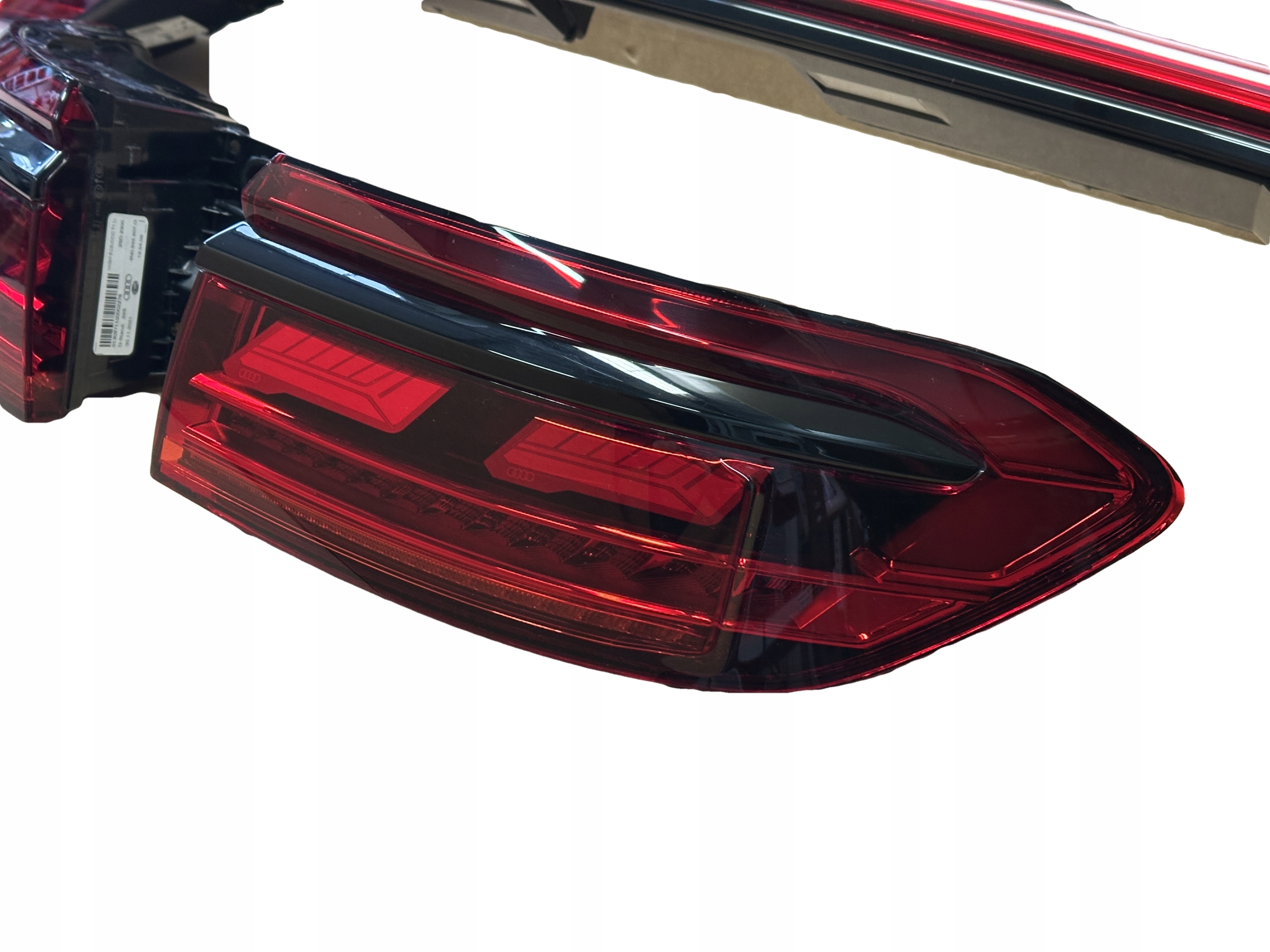 AUDI A8 4N D5 Leuchte heck OLED 4N0945095R