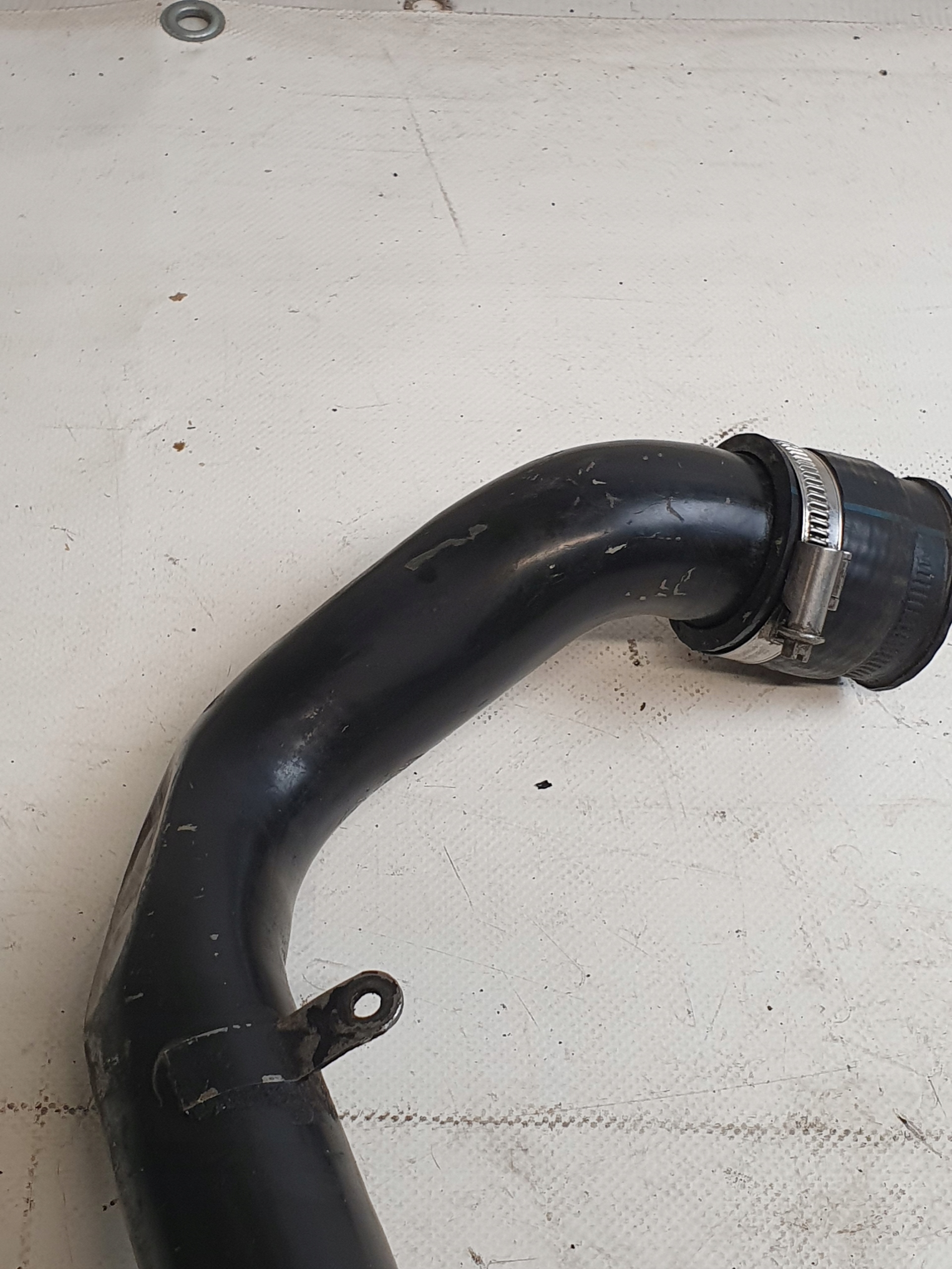 cijev prijenos interkulera OE 1H0145834E 2.5 TDI AUDI A6 C5 02r.