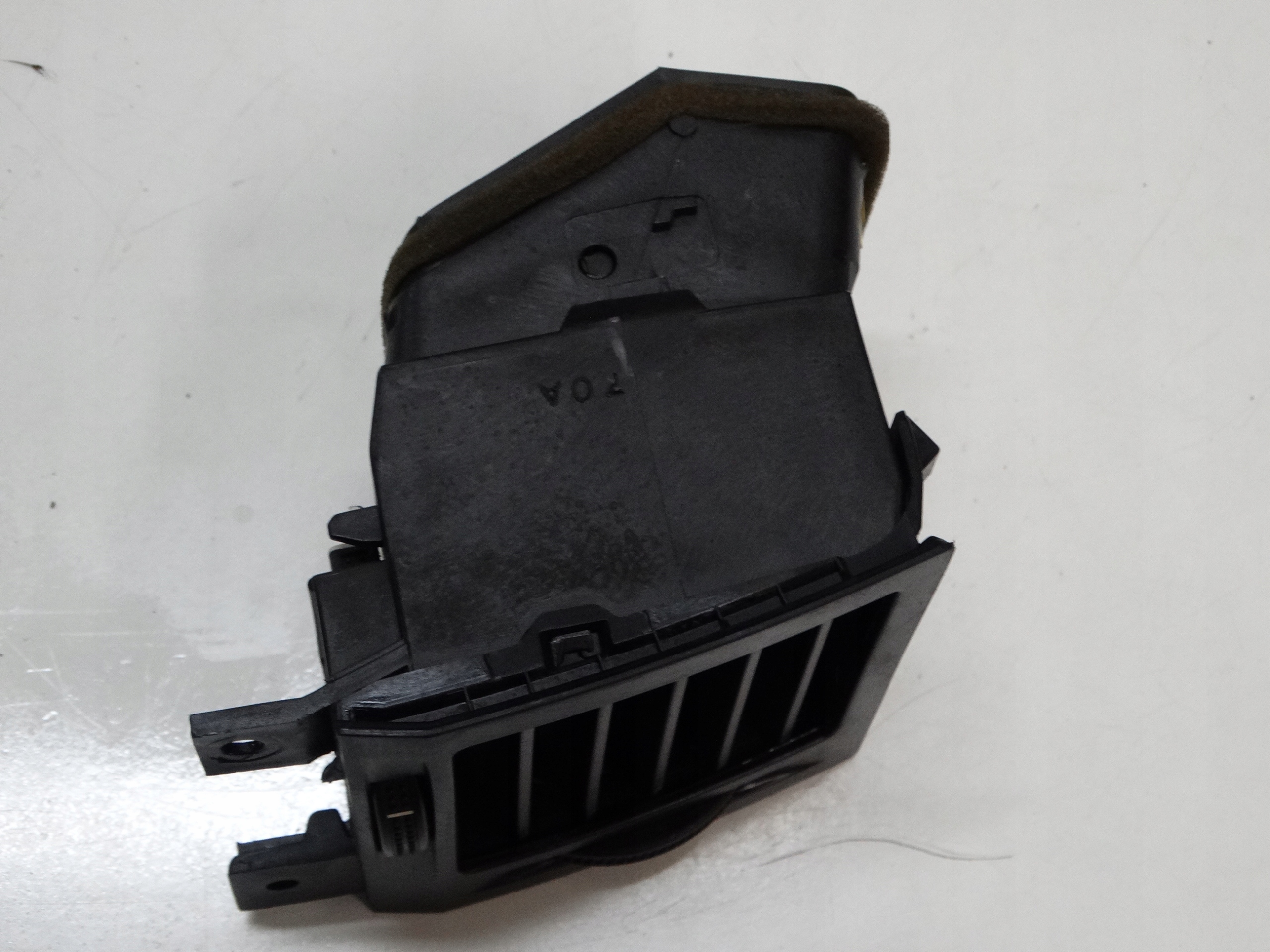 grid air left OPEL VECTRA C 9177169