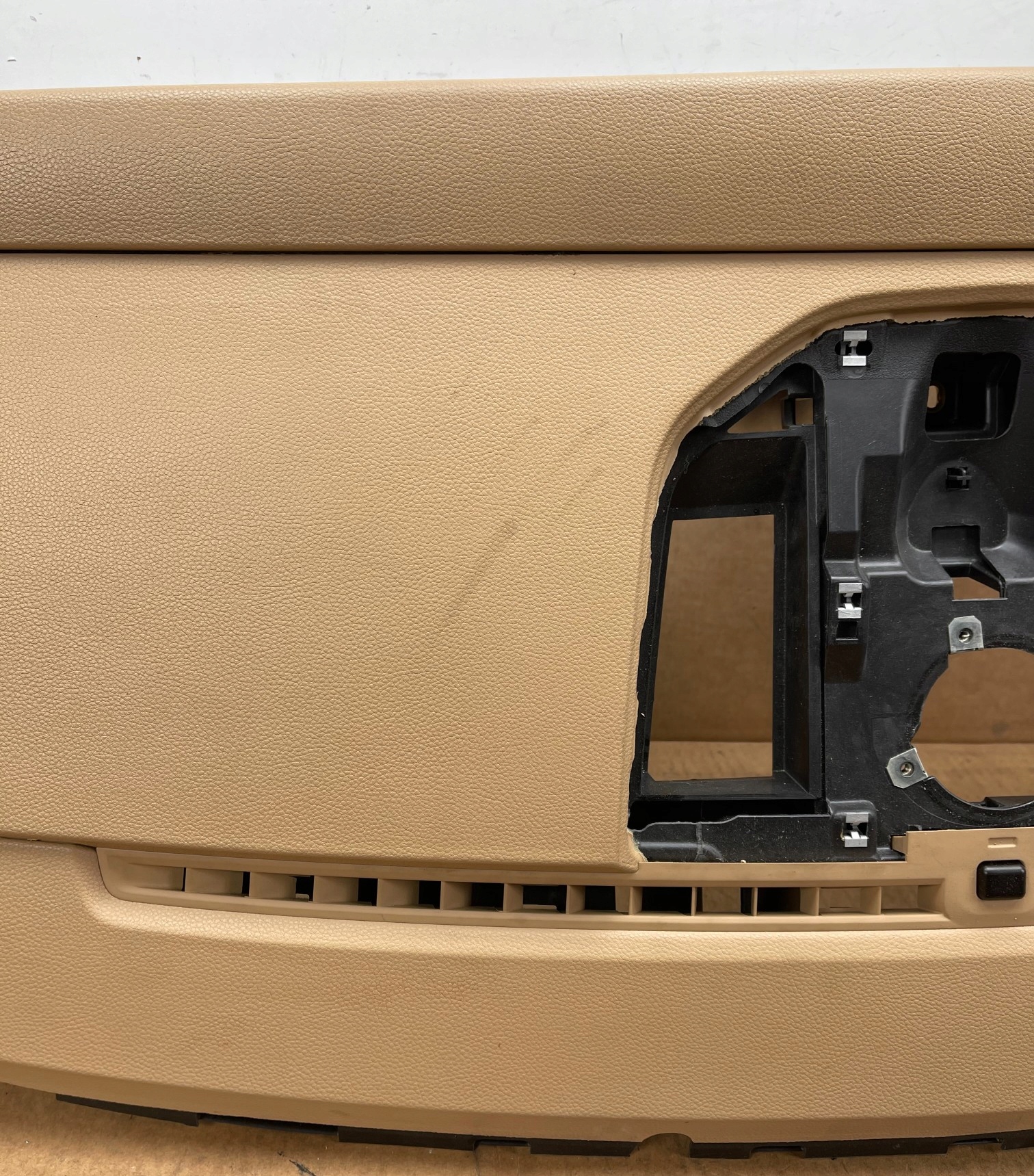 B1 PORSCHE MACAN S 2015 dashboard console airbag original 95B880204