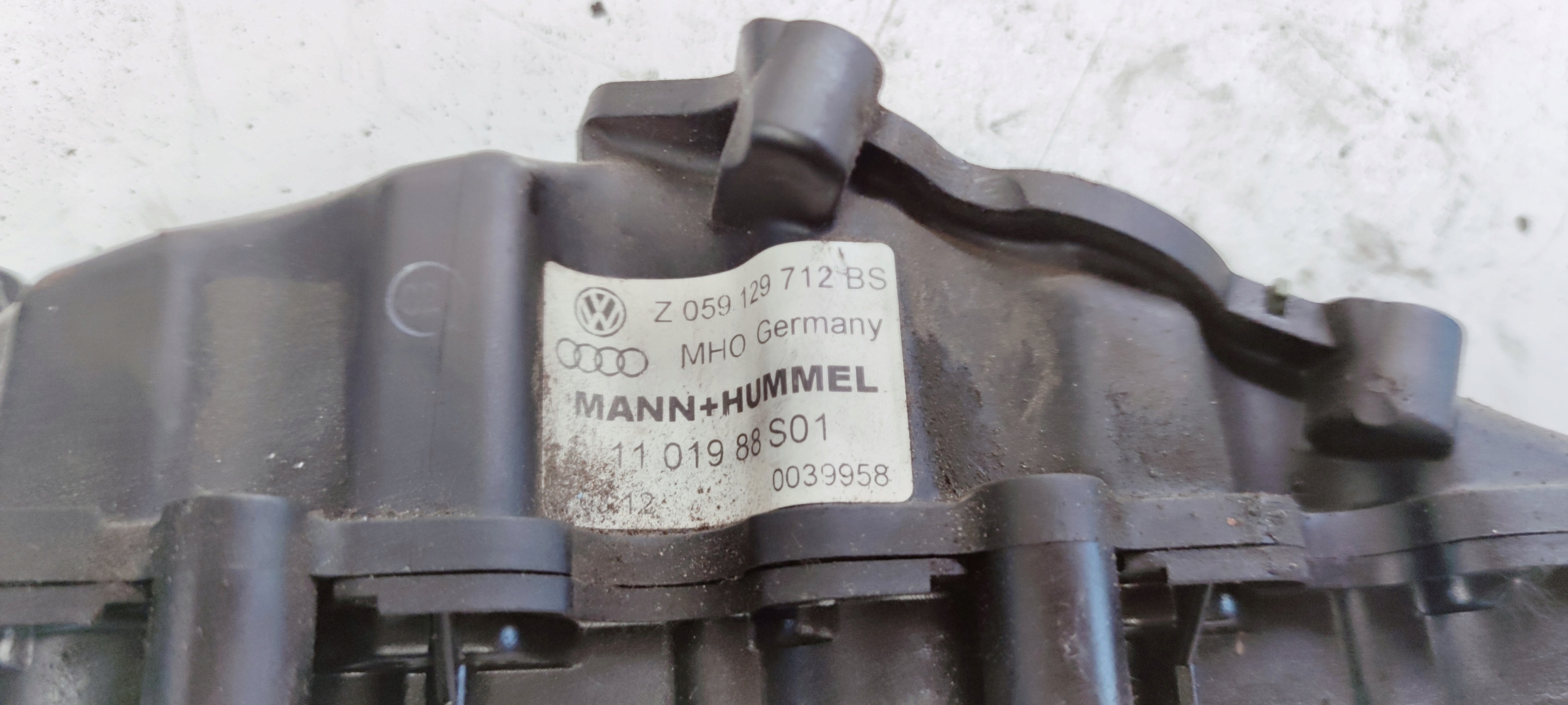 intake manifold AUDI A6 C6 LIFT 2.7 TDI 059129712BS