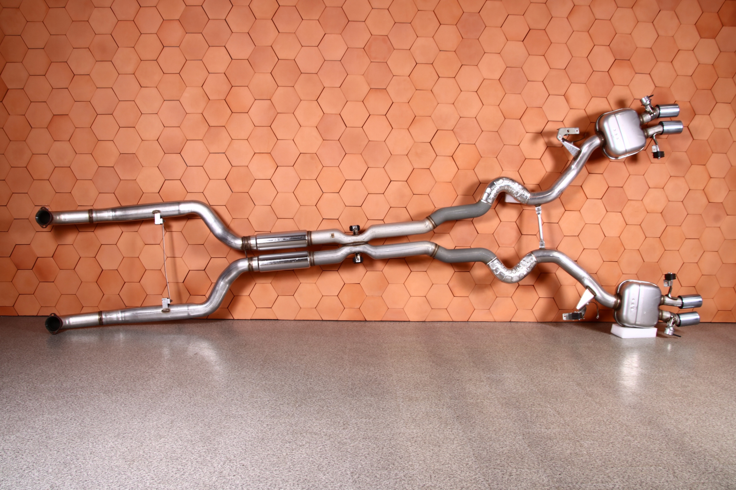 BMW M6 F06 560 PS глушник вихлопної системи