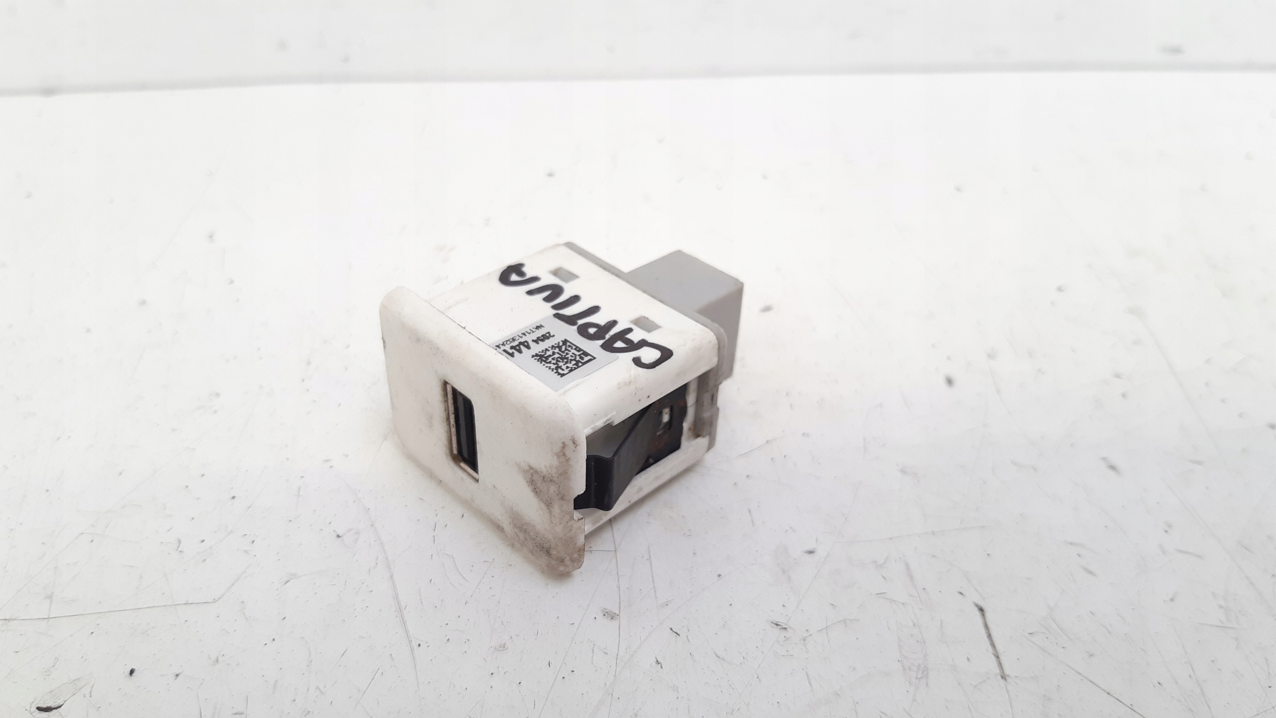 adapter USB 20944418 Chevrolet Captiva