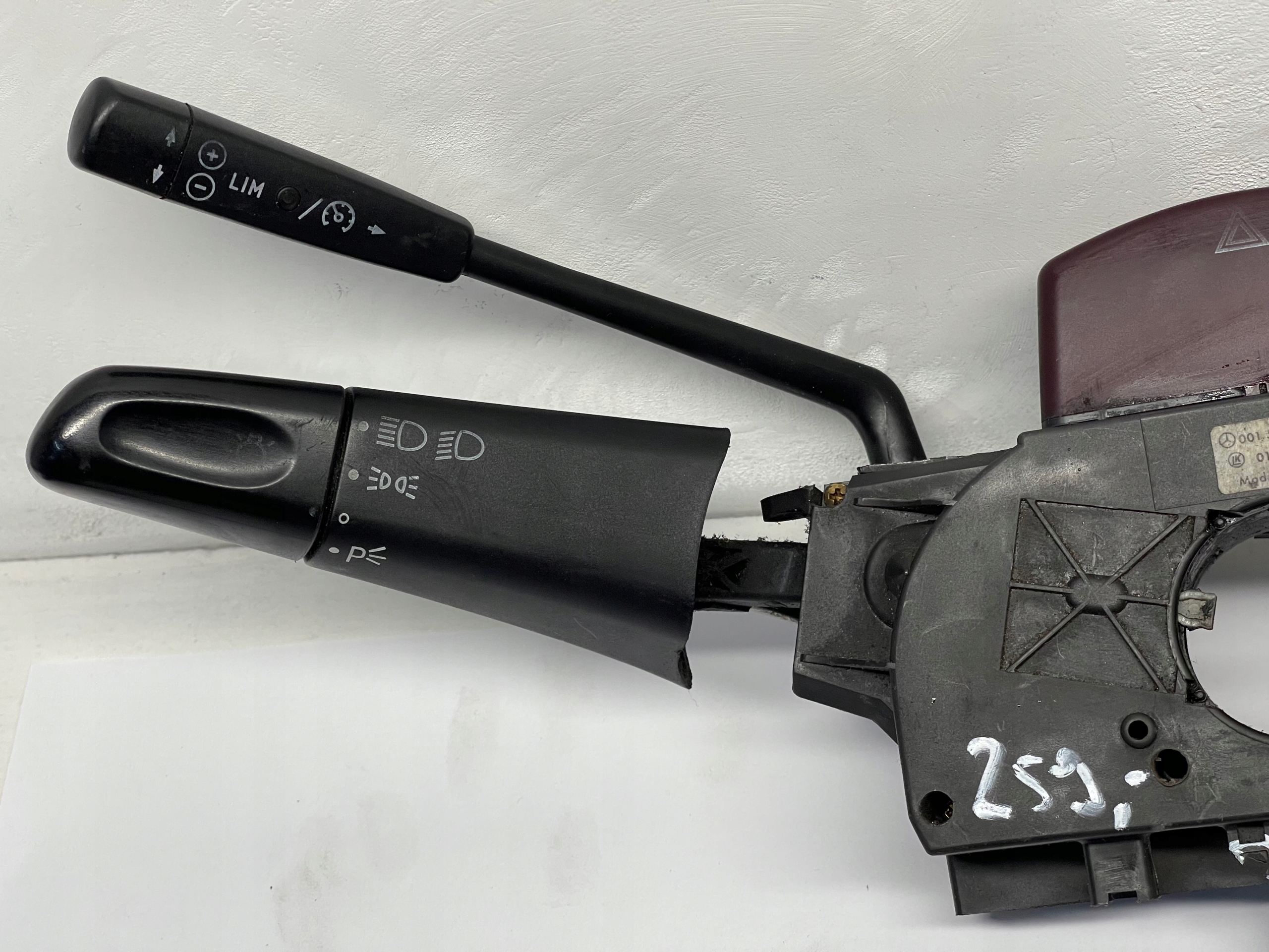 switch steering wheel steering wheel Mercedes-Benz OE 0015406545