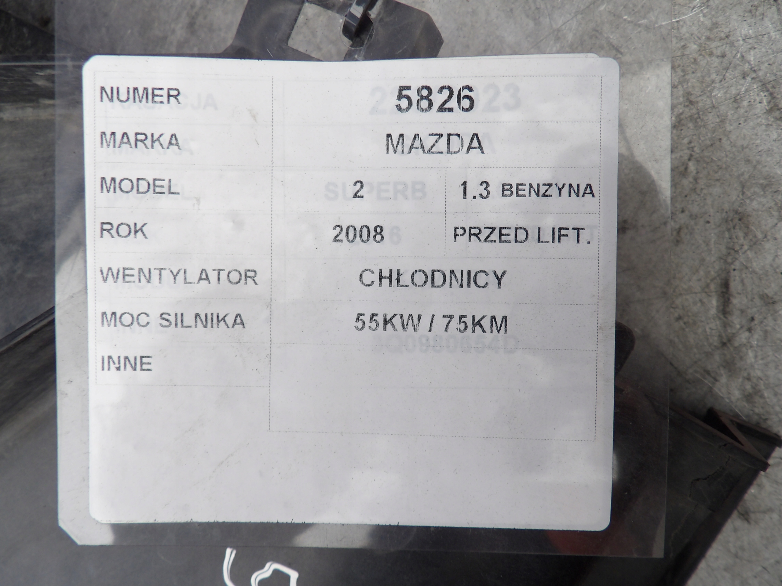 Mazda 2 MK3 1,3 - 75km Ventola radiatore