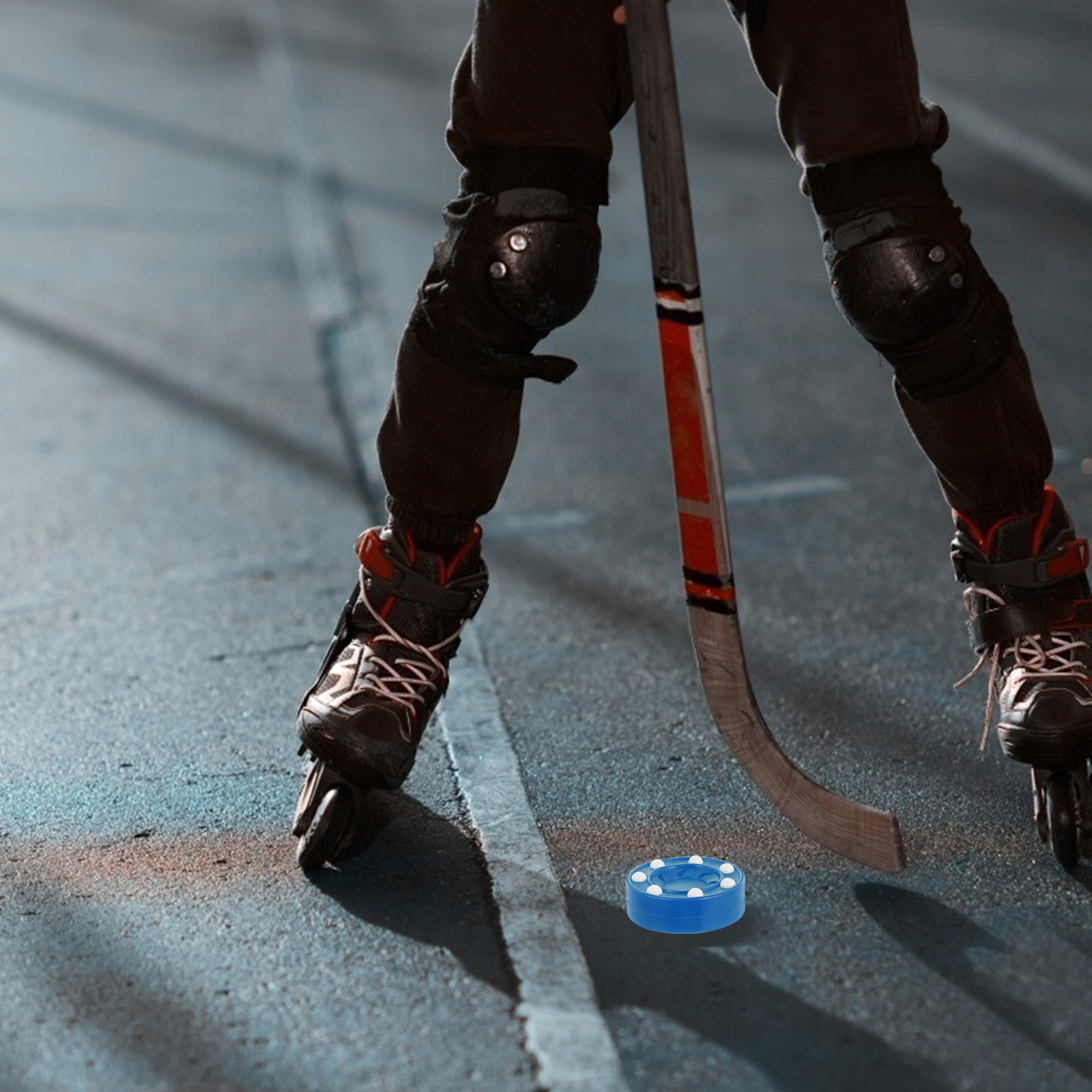 Niebieski krążek Commander Pro z akcesoriami Rodzaj piłeczka