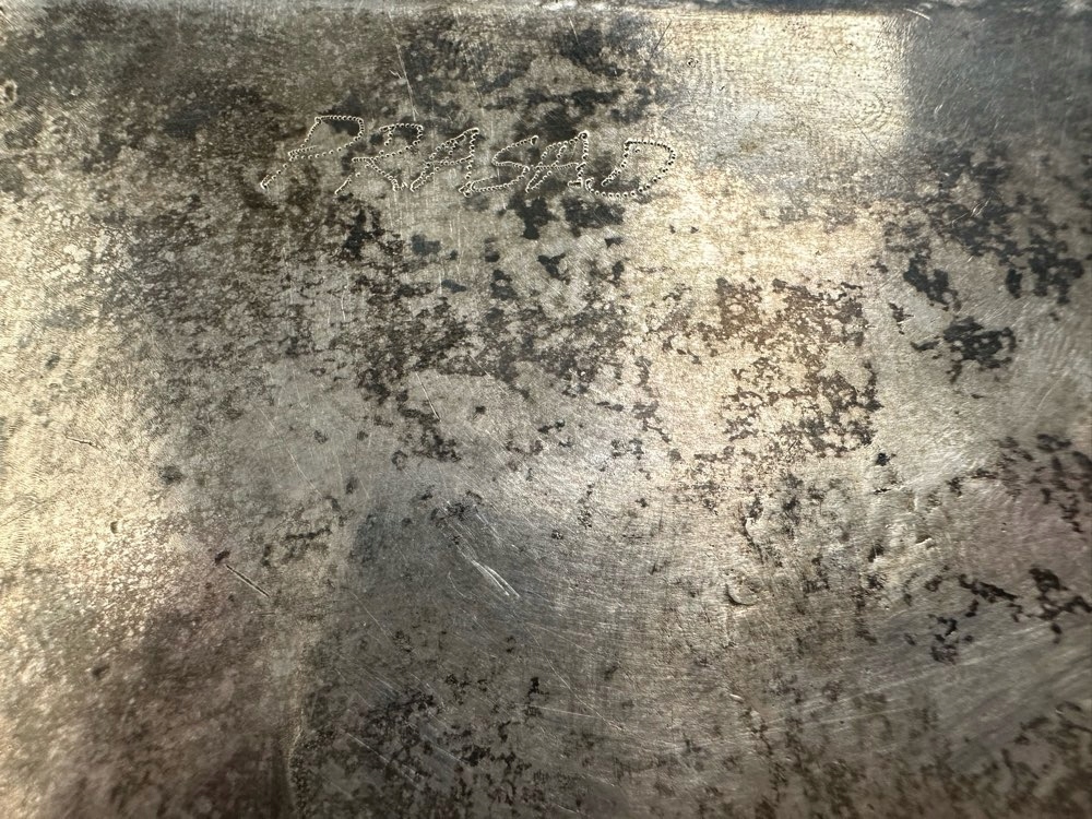 Srebrne rękodzieło z ikonografią buddyjską |549,7G| Kolor dominujący srebrny