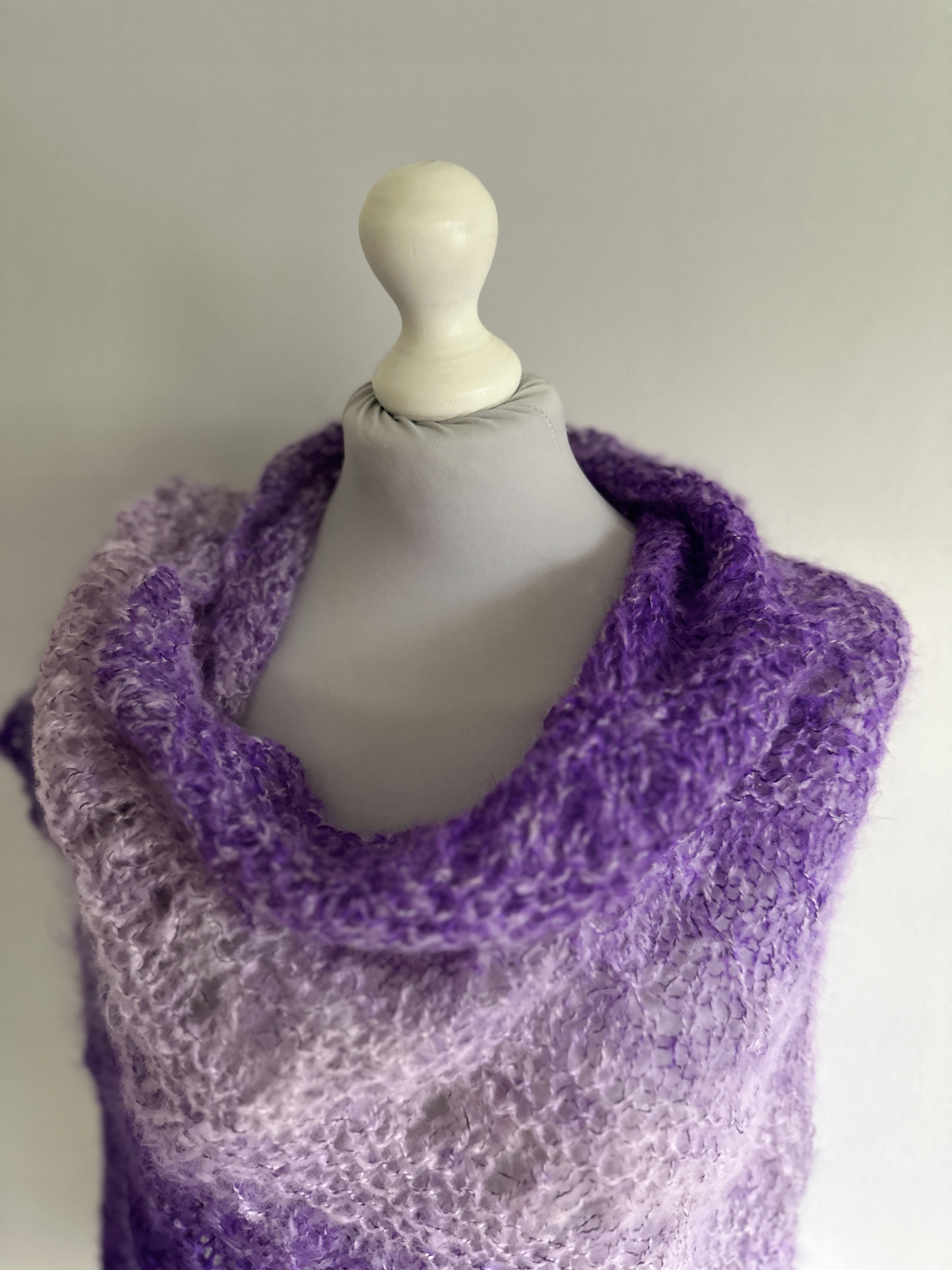 Šátek ombre fialový handmade