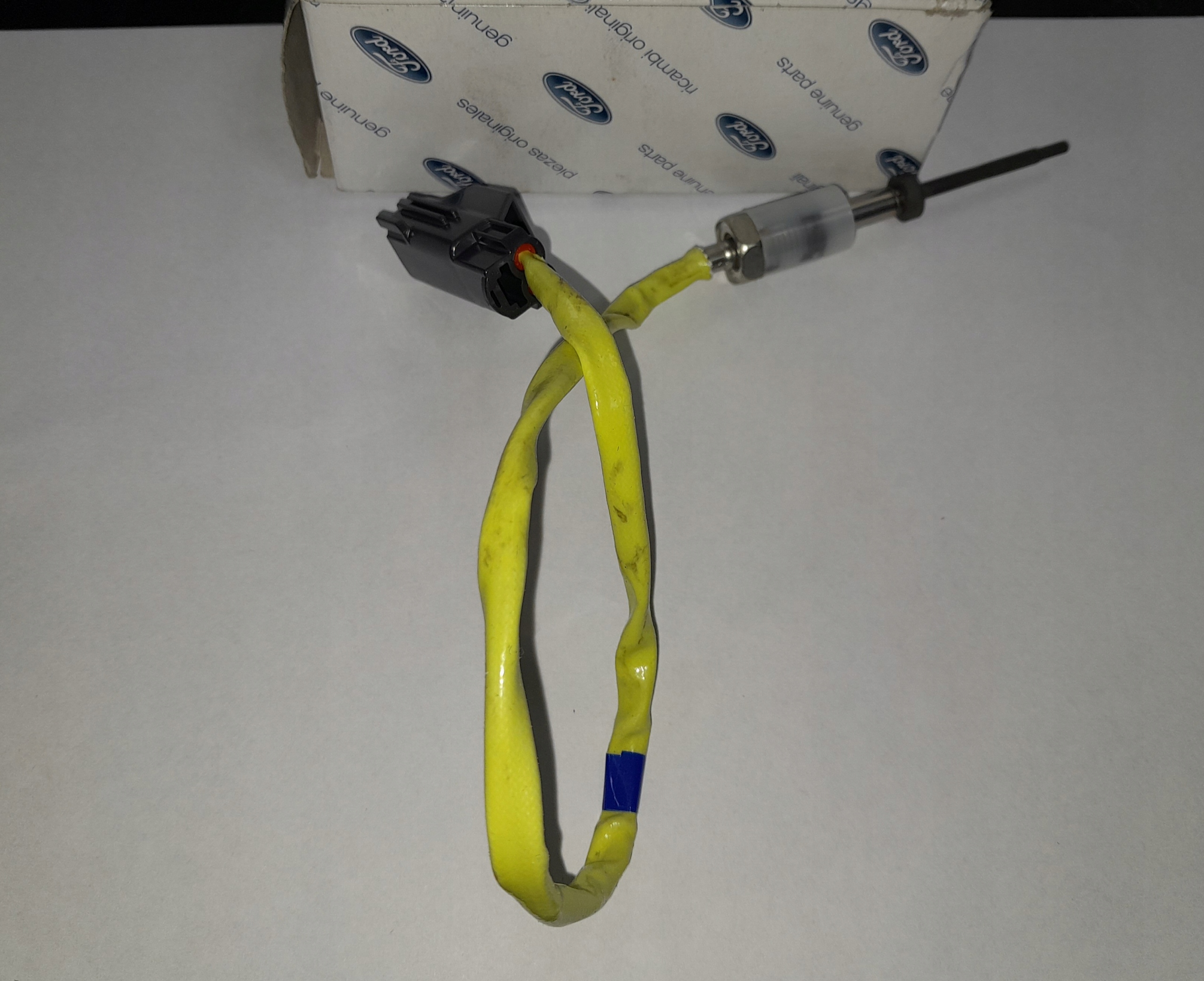 CZUJNIK TEMPERATURY SPALIN FORD GK31-12B591-AC