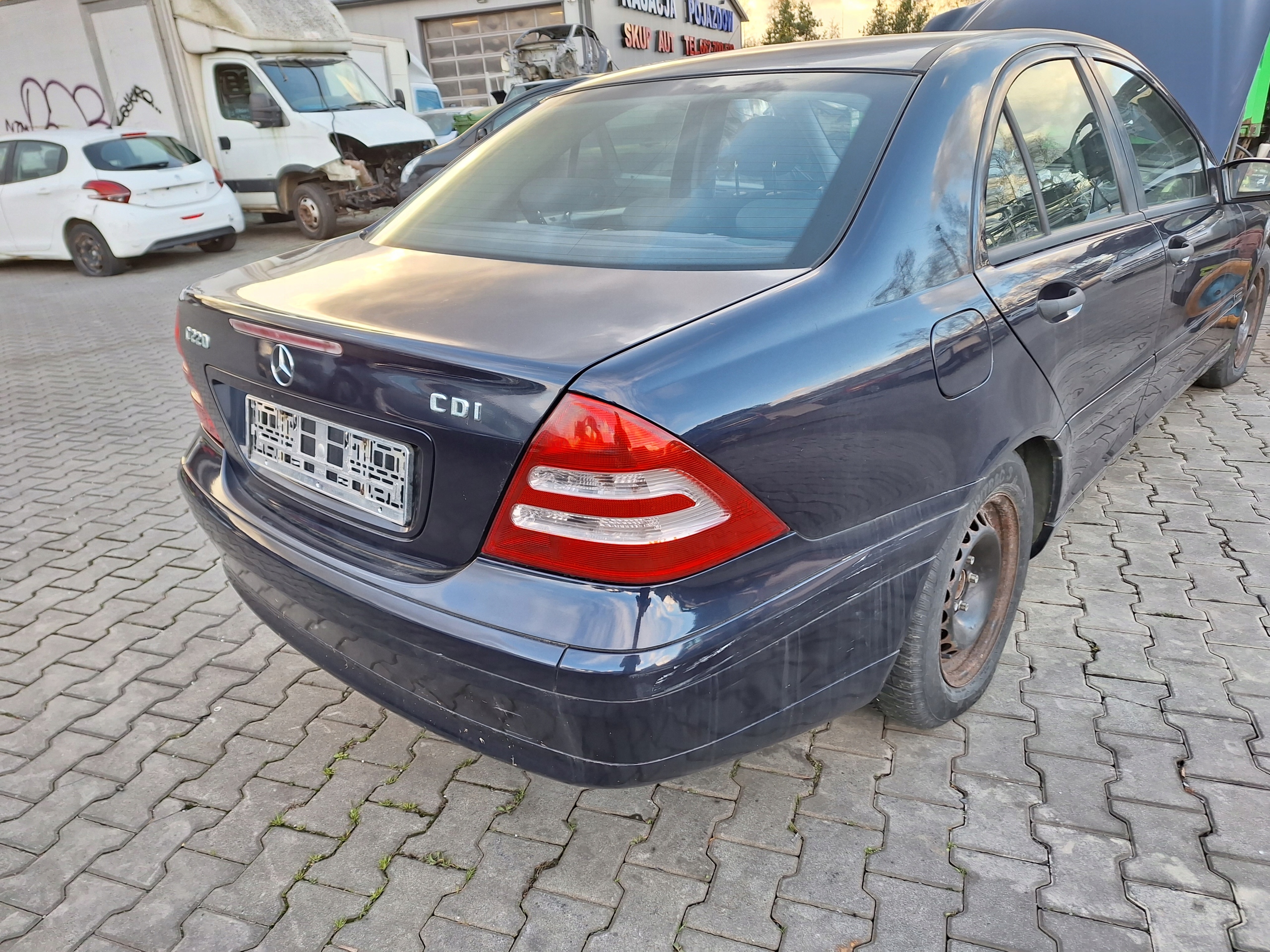 MERCEDES W203 C-KLASA sedan 4D light rear part right