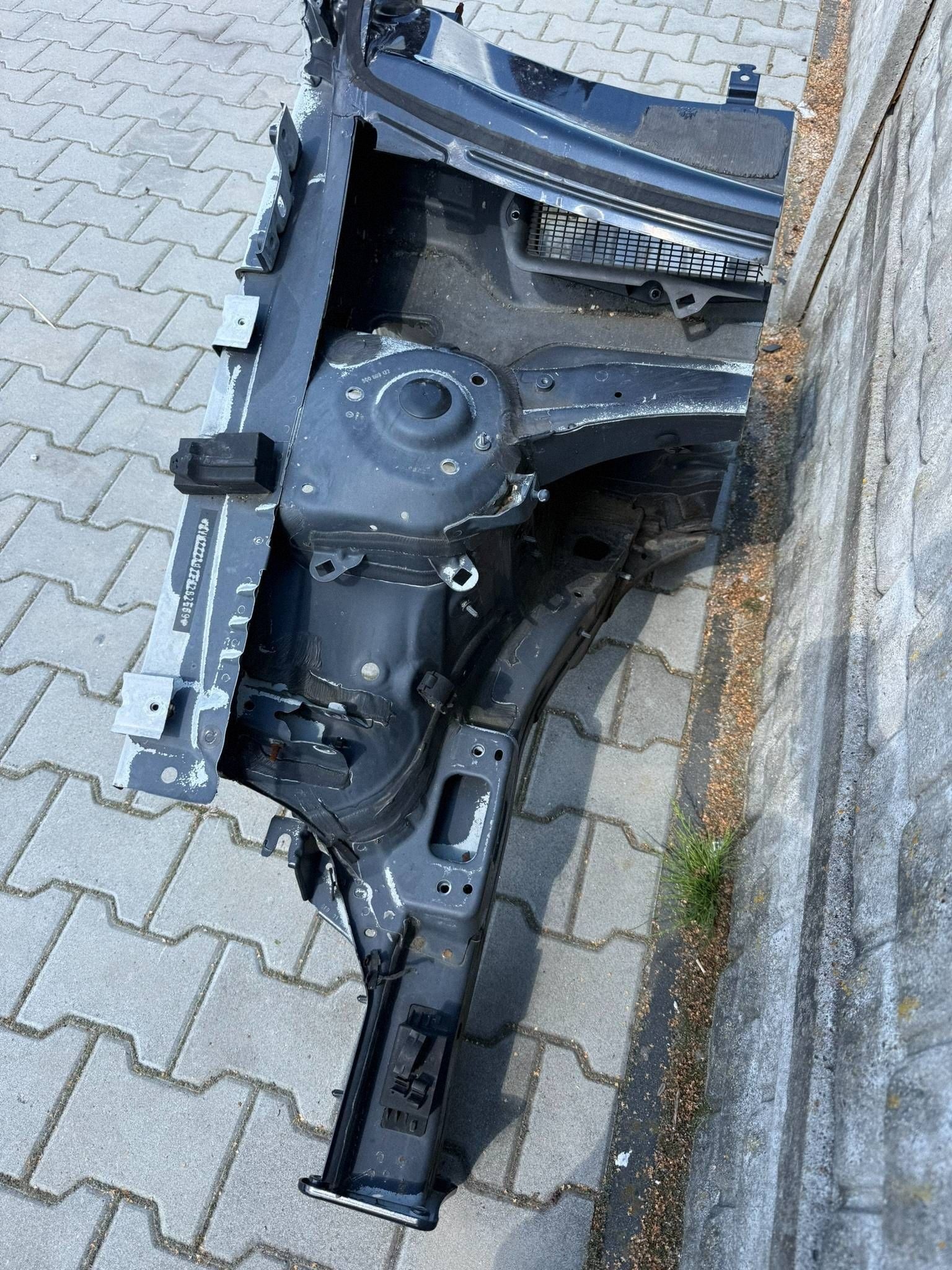 Volkswagen Golf VII quarter front right