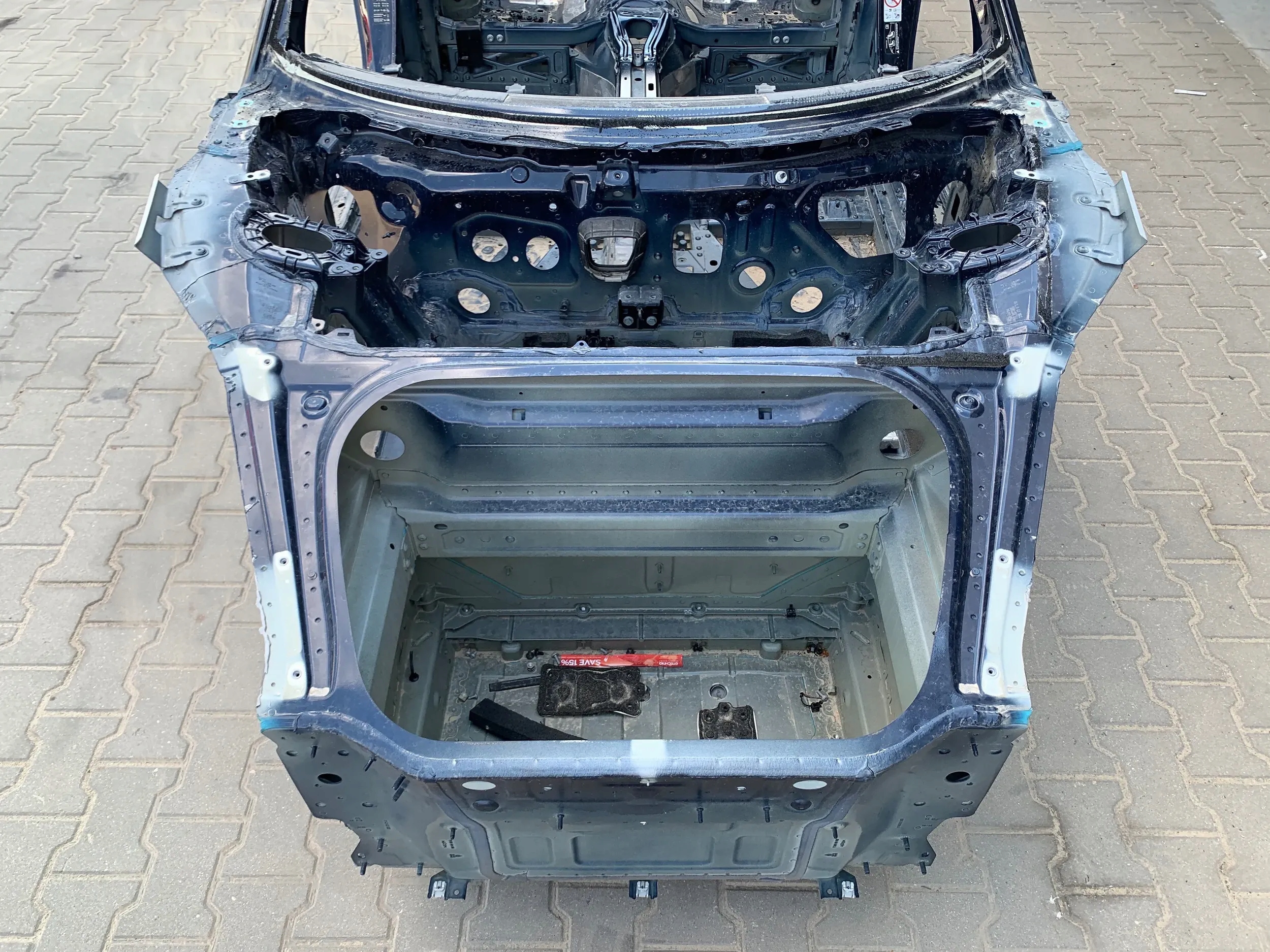 PORSCHE 911 992 ĆWIARTKA PODŁUŻNICA WANNA PRZÓD