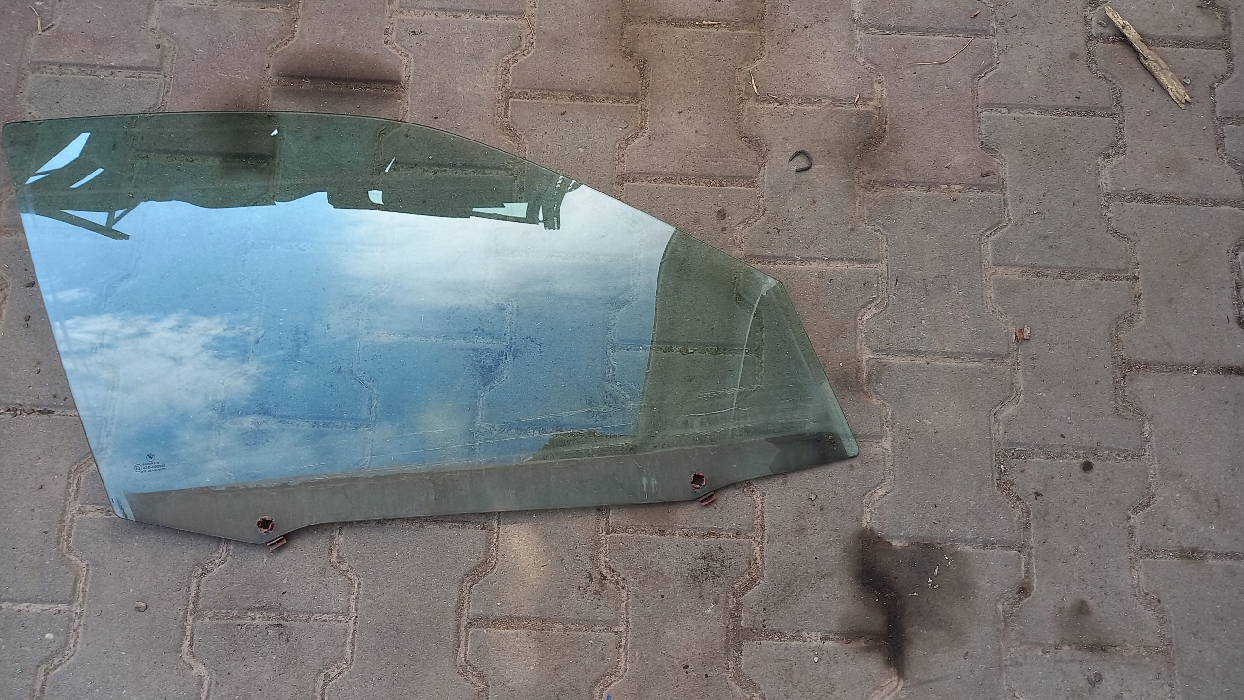 Скло ПД Пд BMW 320D 01R