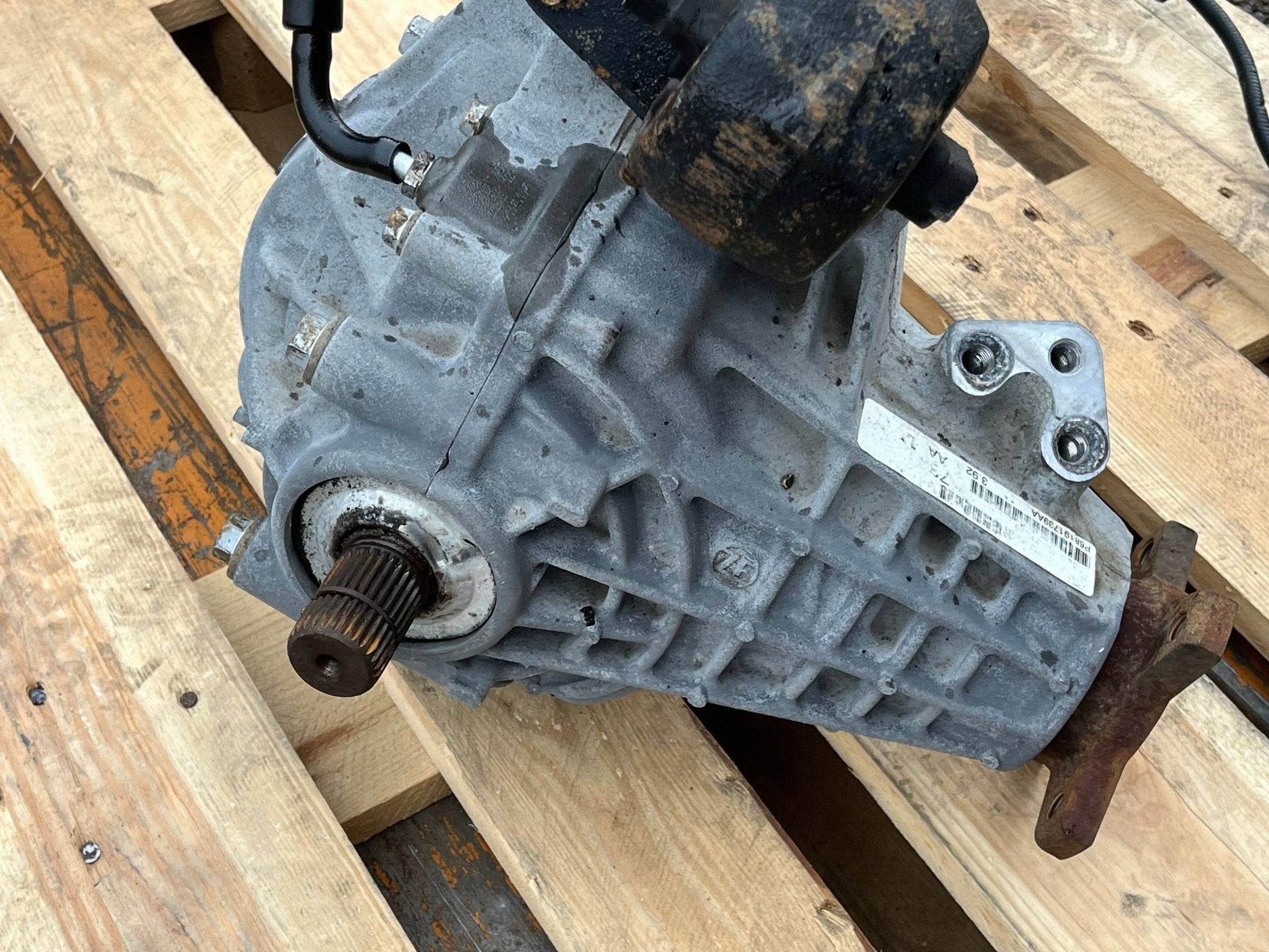 differenciál differenciál elsö eleje 3.92 Dodge RAM 1500 2011-2018 P68191739AA