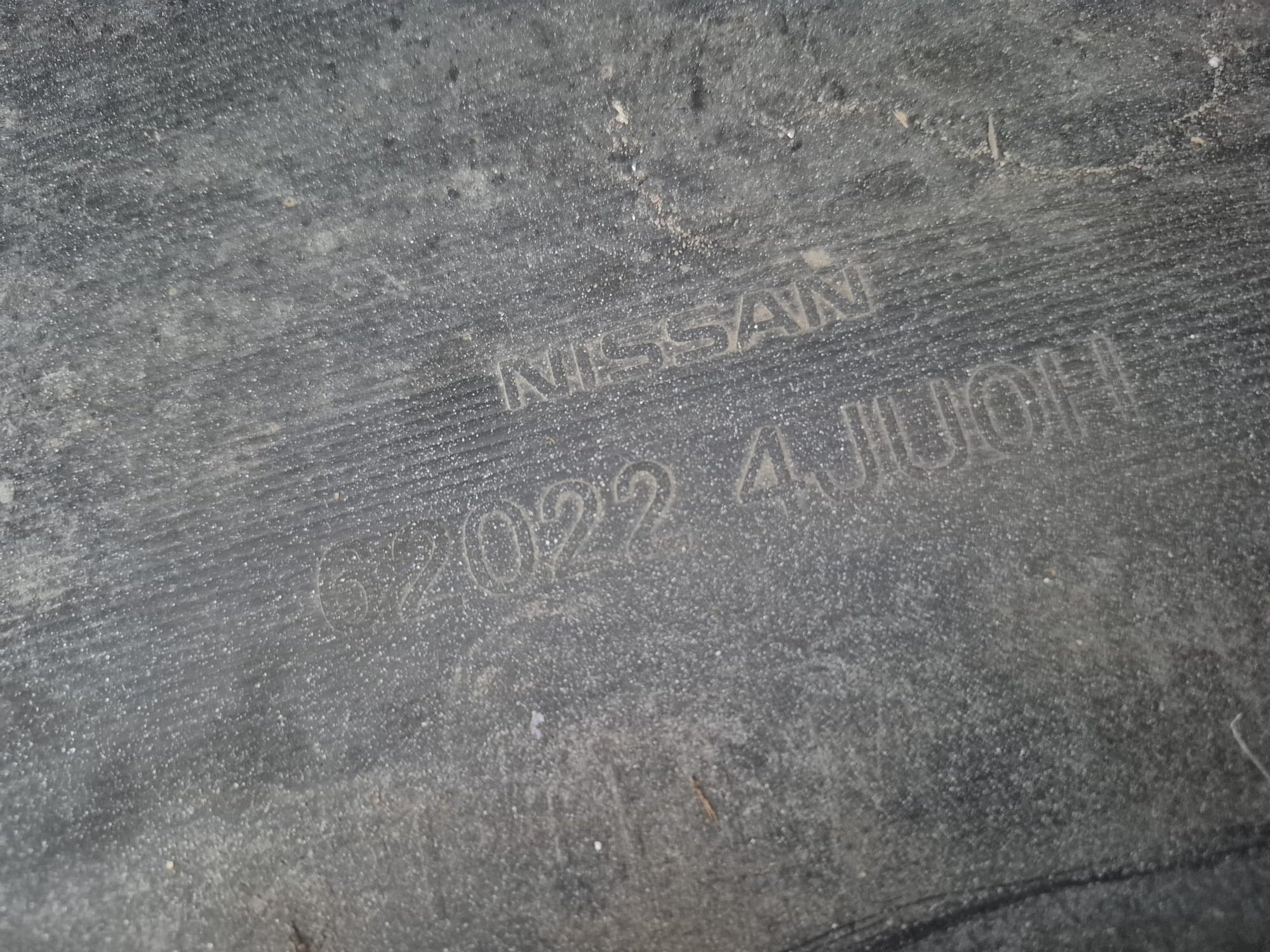 NISSAN NAVARA IV 4 14-22 nárazník předek přední
