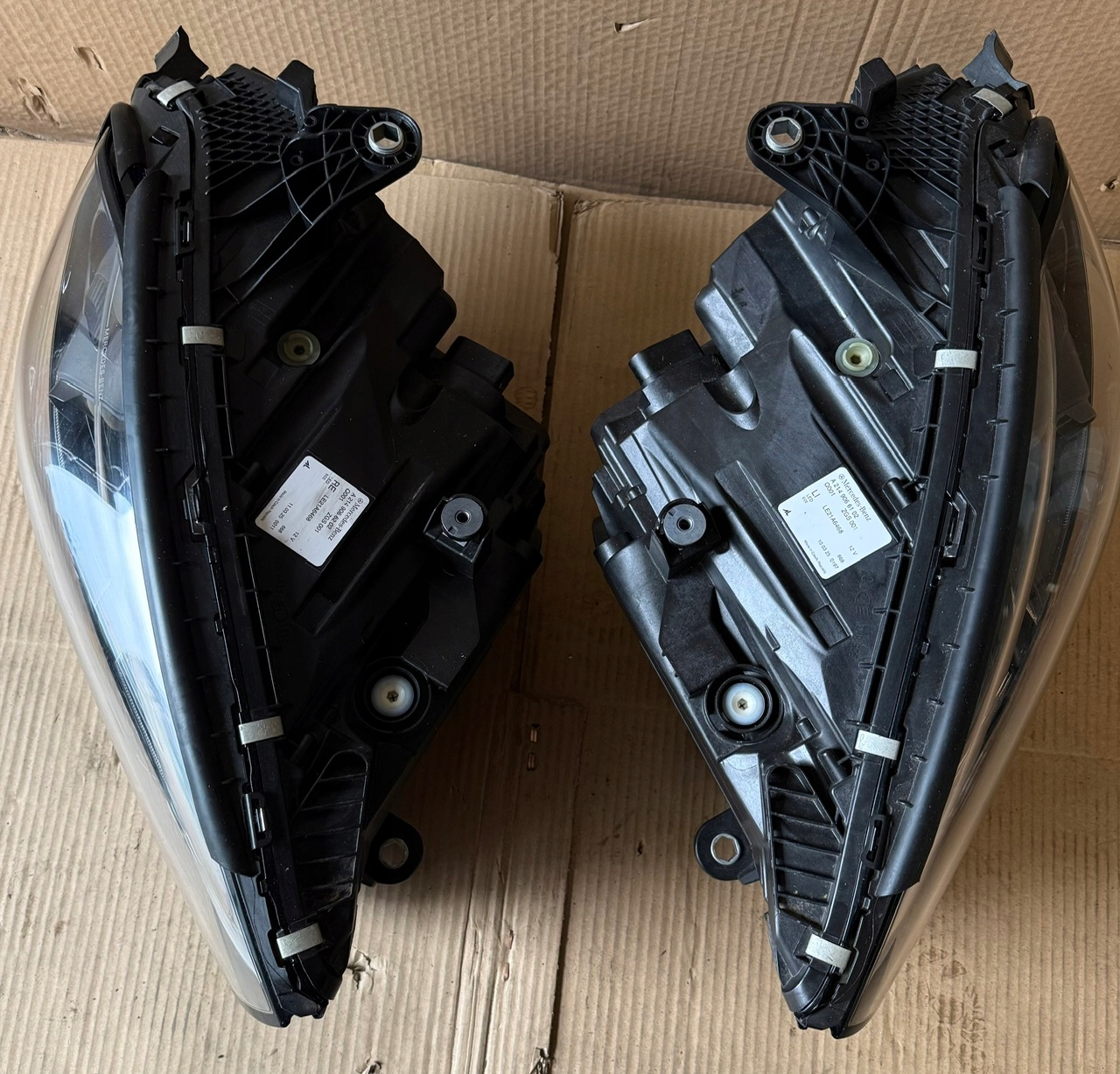 IDEALNY KPL.front MERCEDES E W214 AMG 450D, DIGITAL 25R colour 956