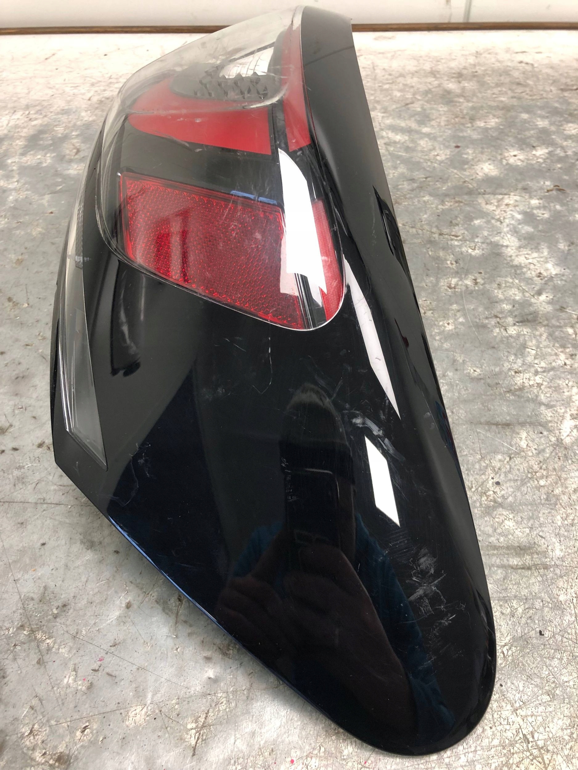 light right rear part VW ID4 11A945096
