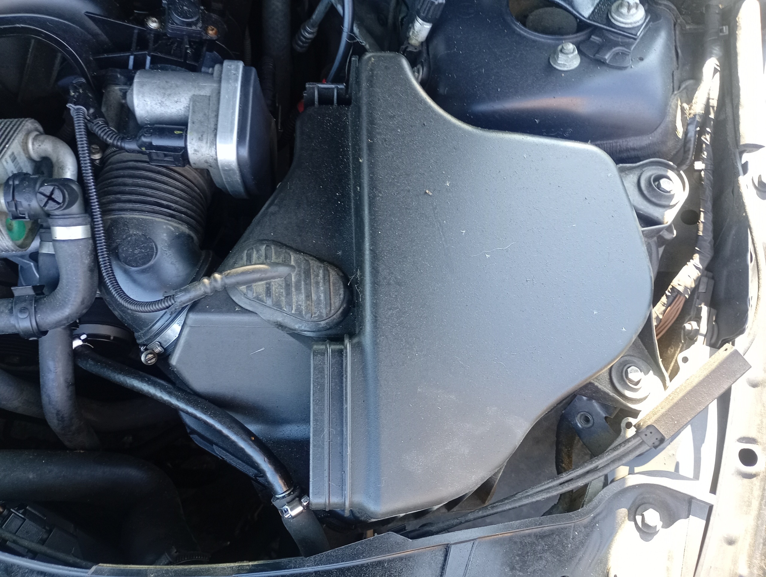 Gehäuse filter luft BMW 3 III E91 06-07 2.0 16V