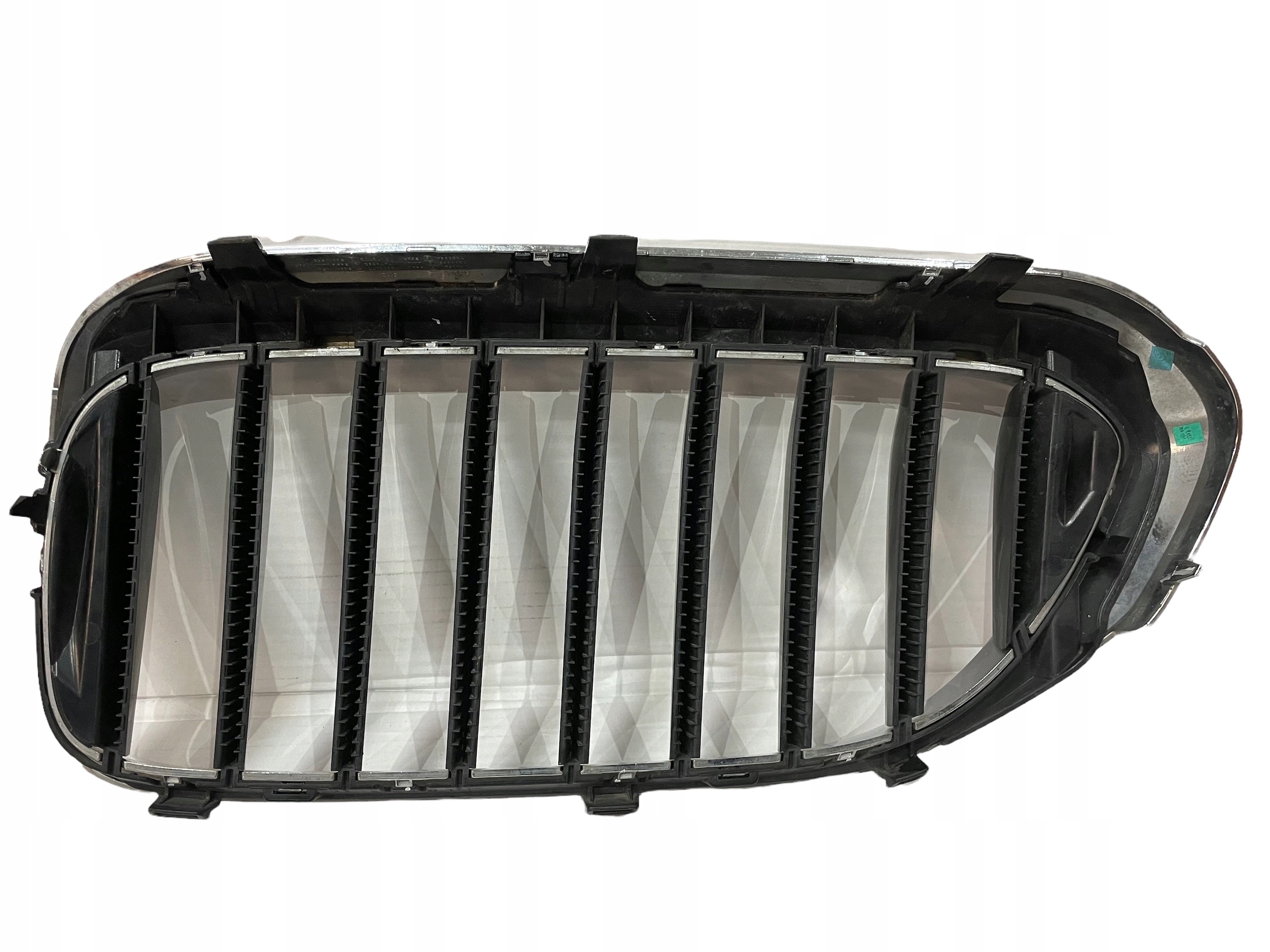 maska bubreg desna BMW 5 G30 G31 original