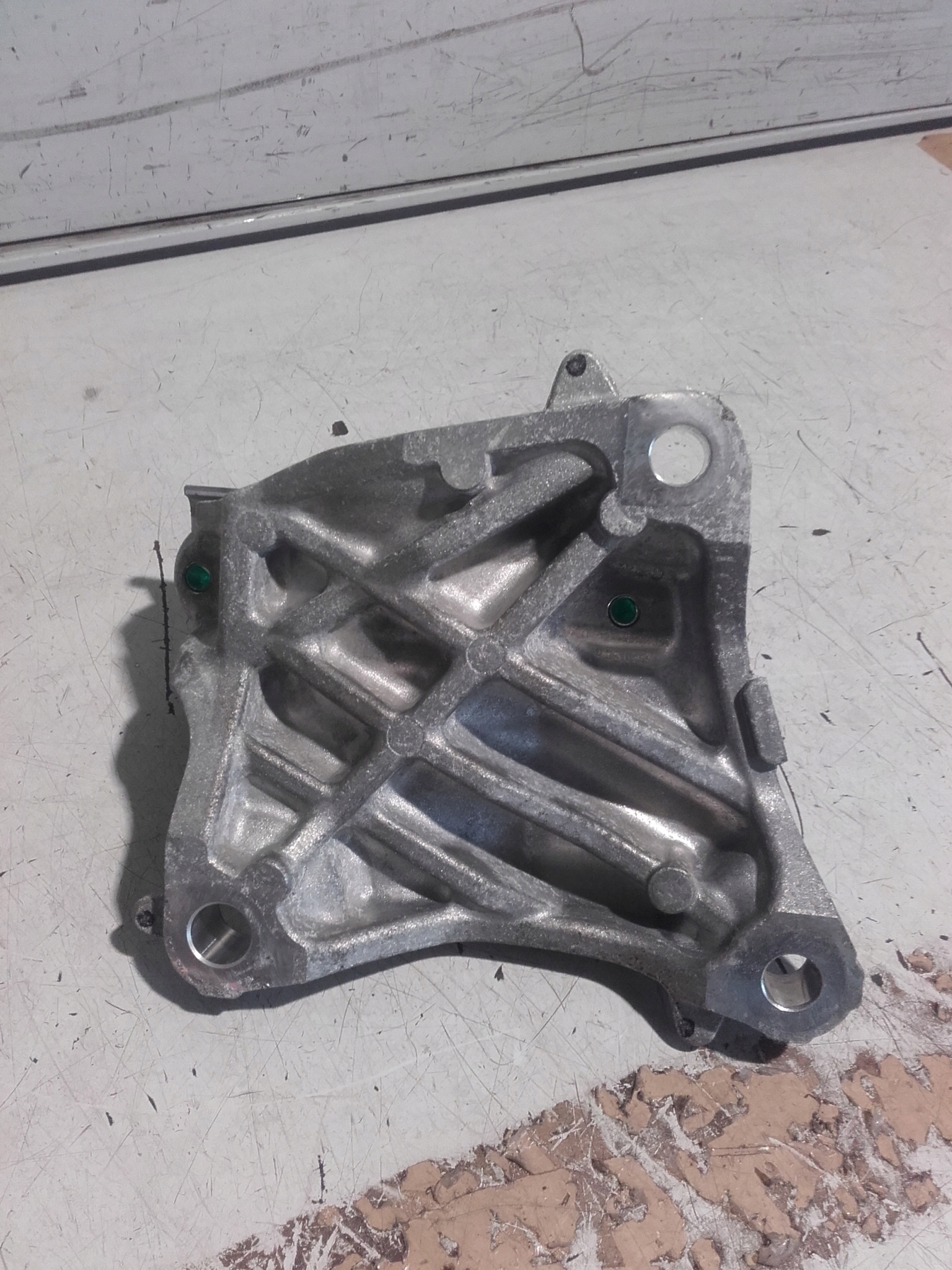 MAZDA 2 DJ LIFT PODPORA POLOSI 20 Part manufacturer Mazda original OE