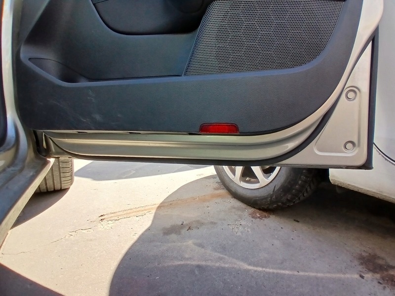 door front right GOLF 5 KOMBI NR LAK LD1W