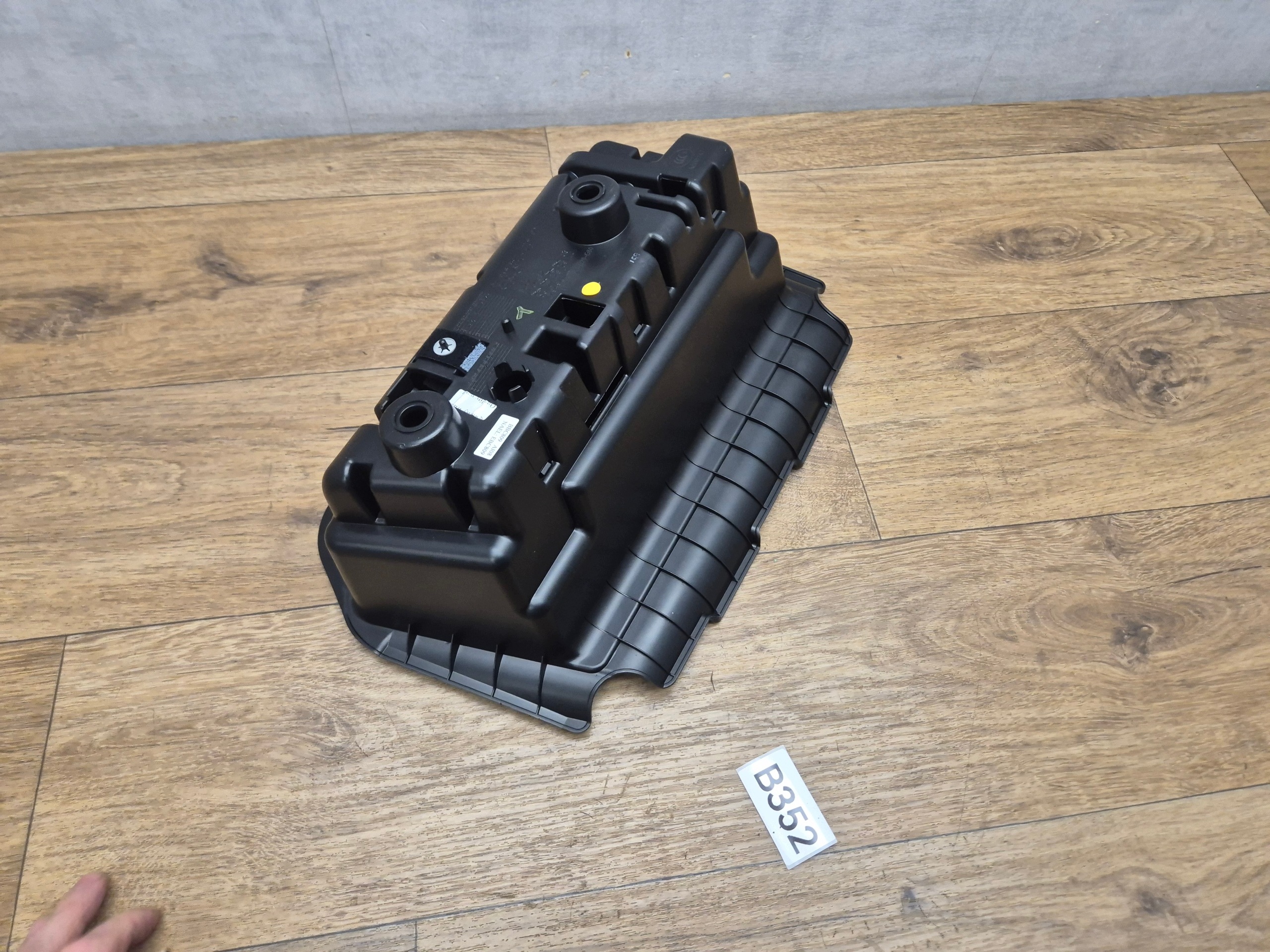 BMW 3 G20 G22 M3 G80 left passenger compartment rear sump boot plato rear part 7464682