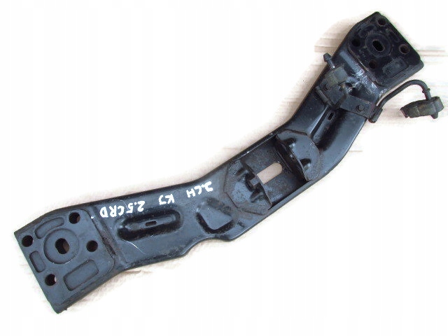 Cherokee liberty kj 2.5 crd опора лапа коробки