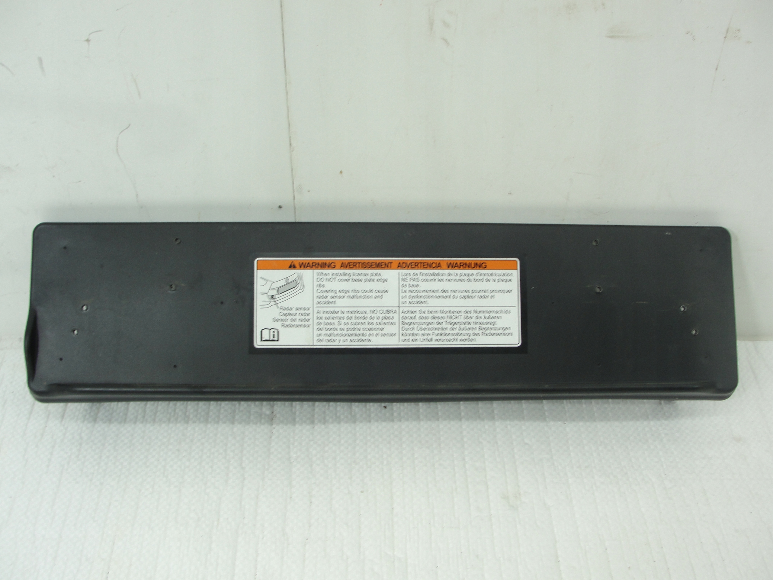 PODKŁADKA POD TABLICE SUZUKI SWIFT MK8 SPORT 2017- 71745-68R0