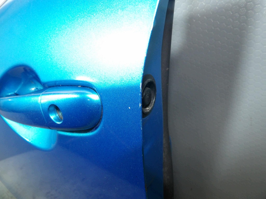MAZDA 3 BL HB 5D door front left 38J