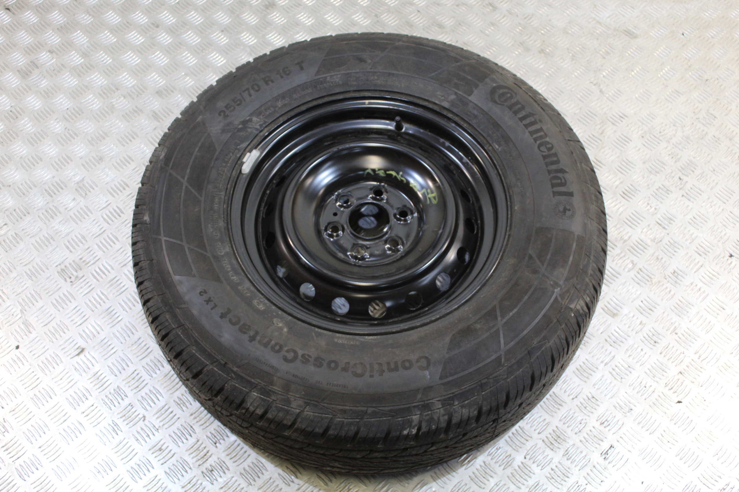 wheel spare 255/70 R16 ALASKAN