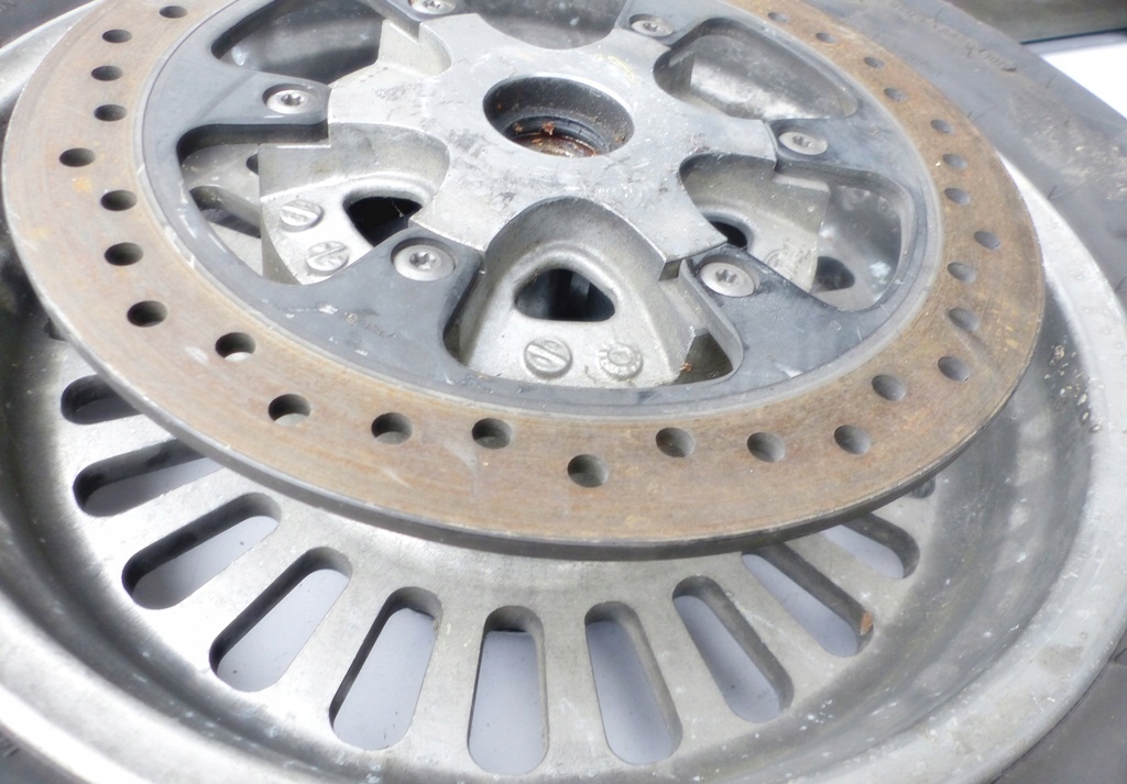 FELGA TYŁ TARCZA OPONA TRIUMPH ROCKET 3 TOURING Szerokość felgi Inna