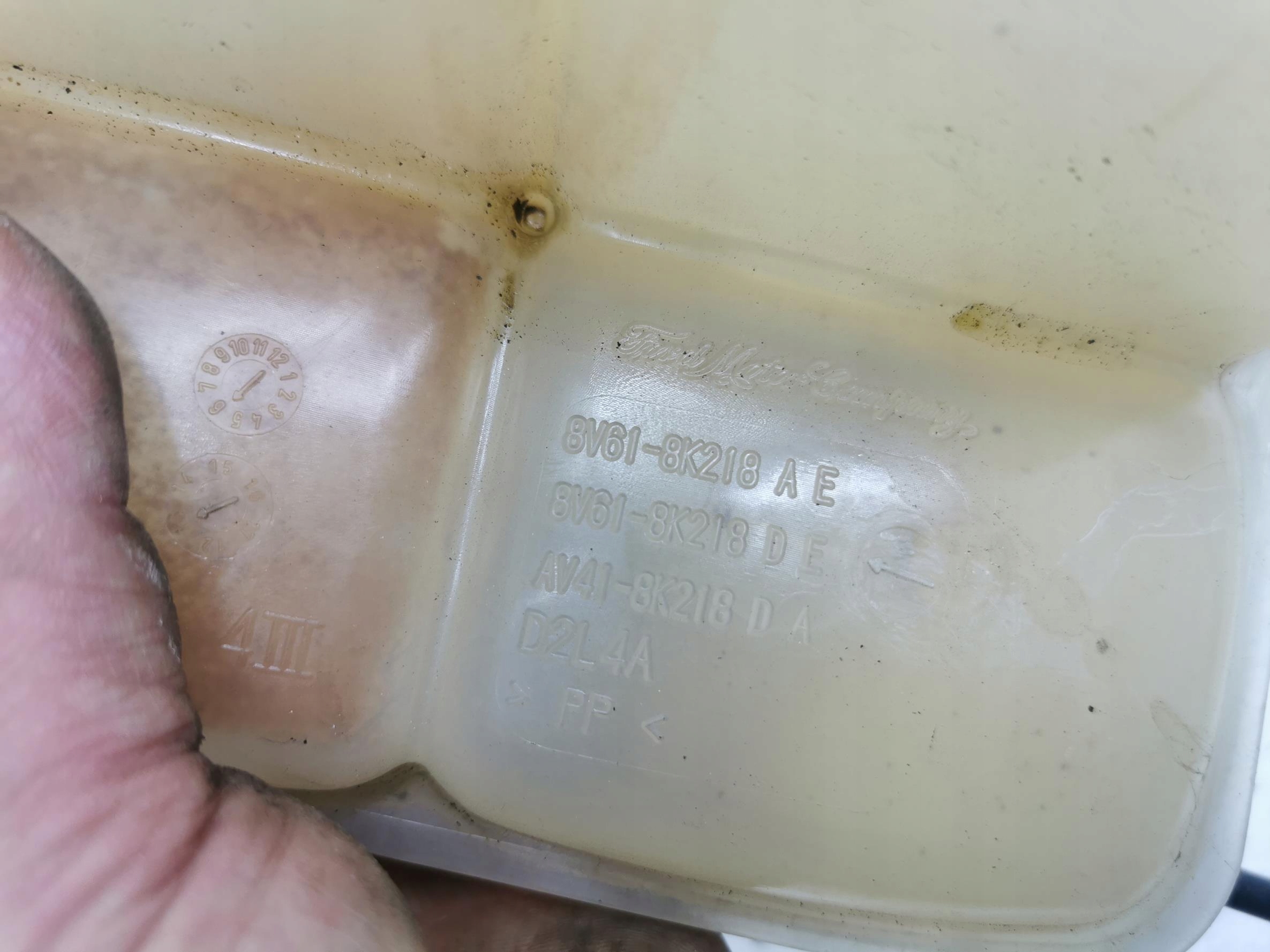 Scheibenwaschbehälter FORD KUGA MK2 8V61-8K218-AE