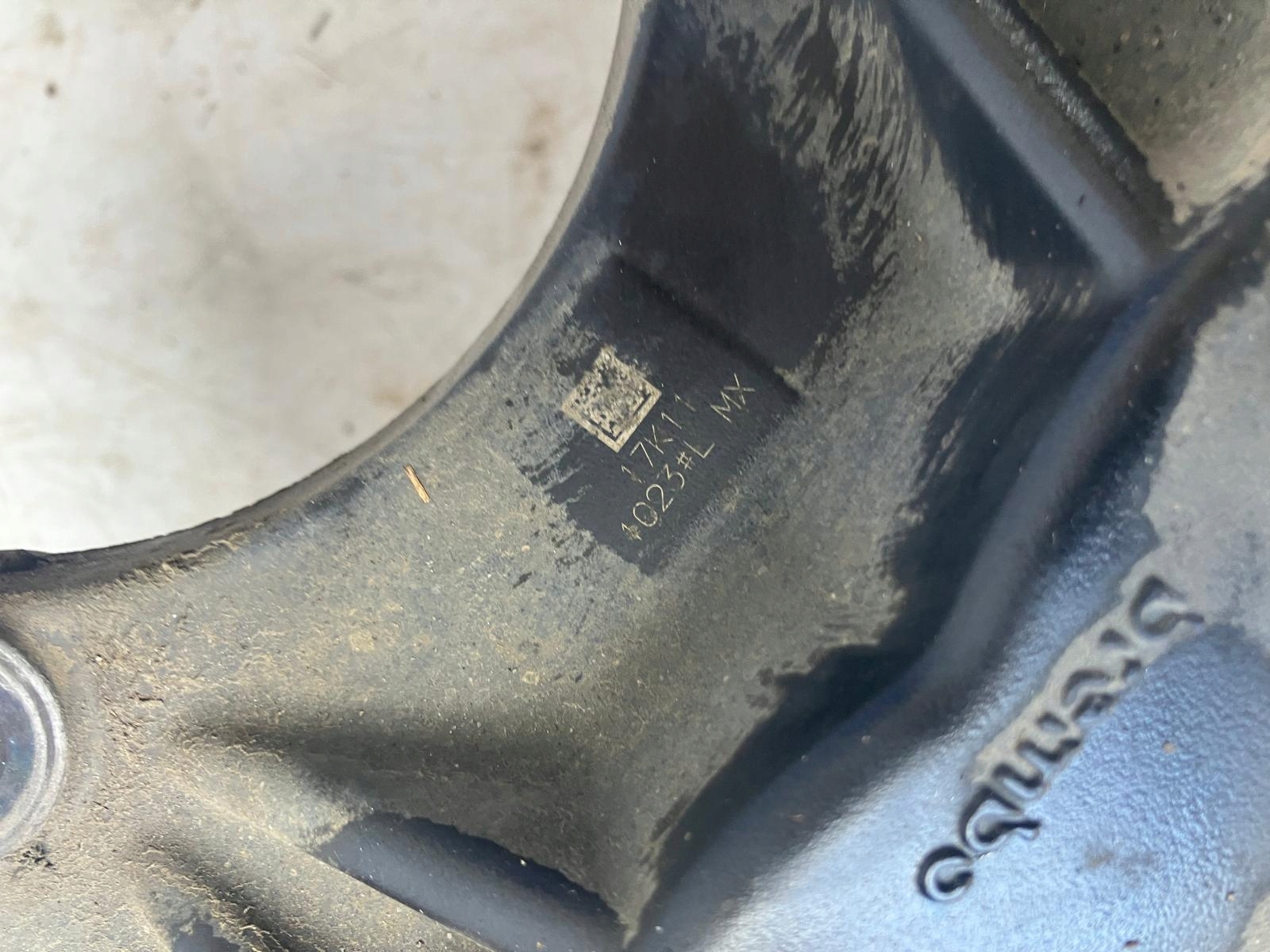 třmen brzdový levý předek TESLA MODEL S BREMBO