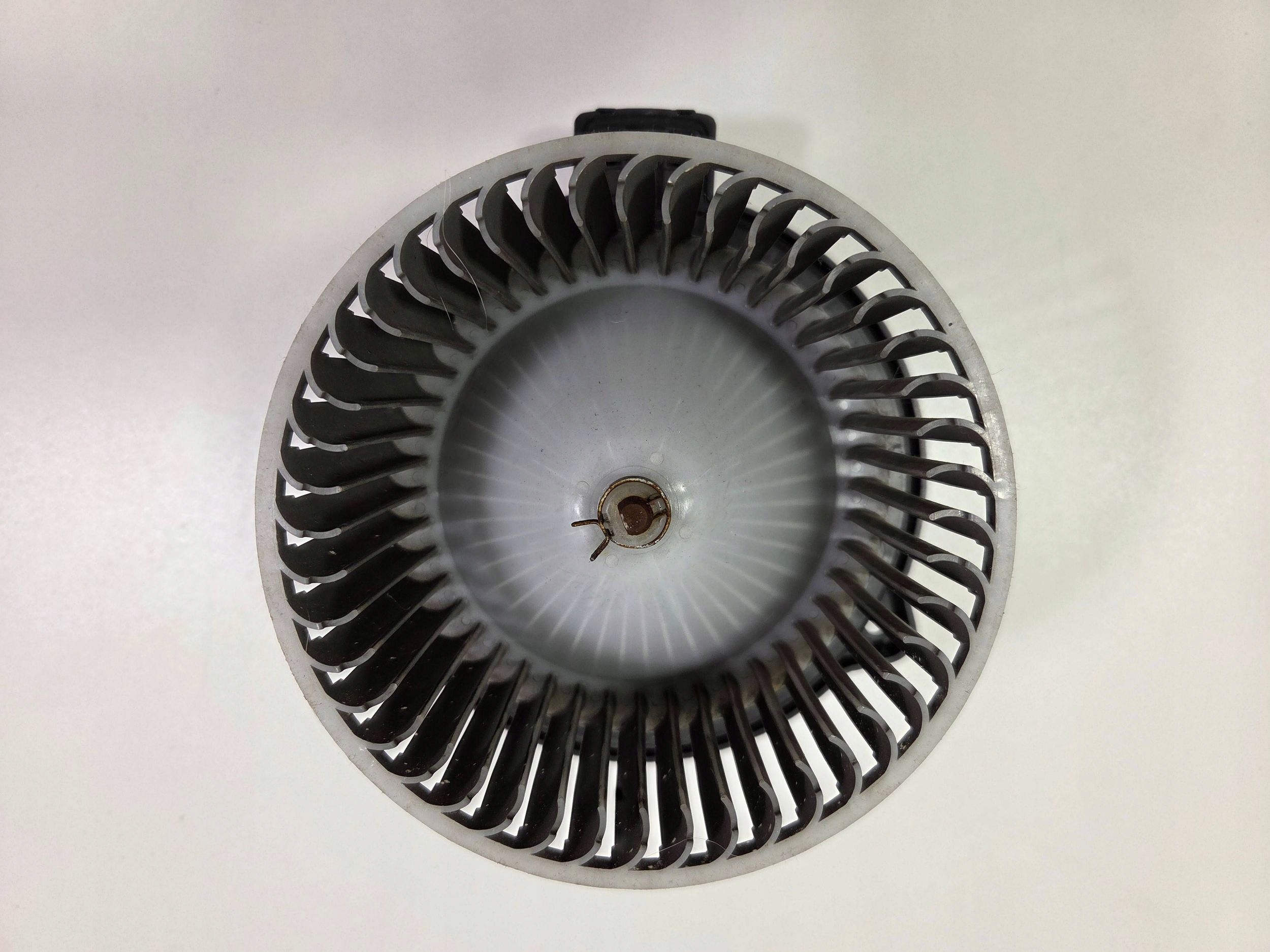 Mazda 2 DE ventilátor topení tOPENÍ klími 872700-0690 (W104)