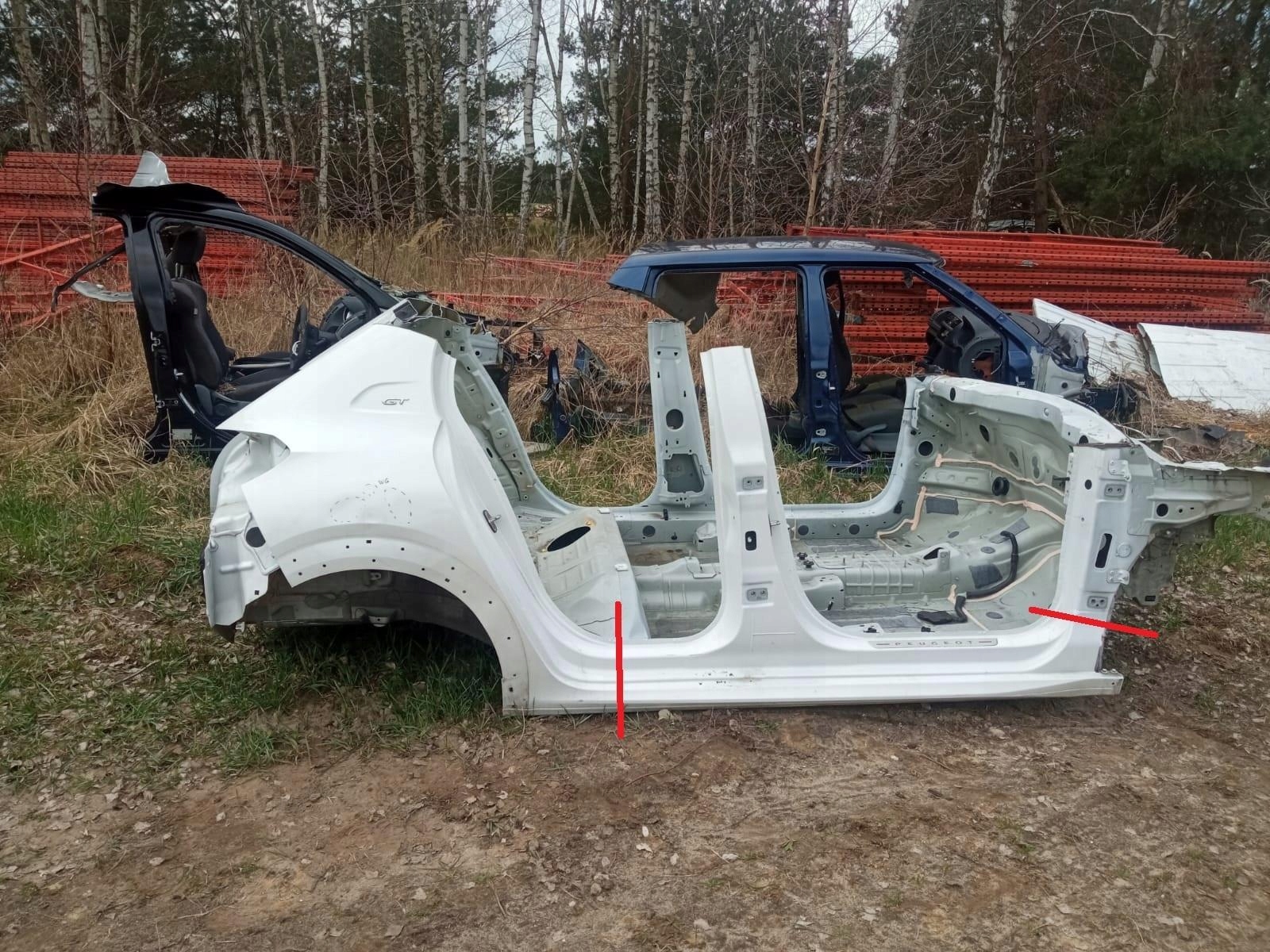 ĆWIARTKA fartuch PRAWY PRZÓD PEUGEOT 208 II