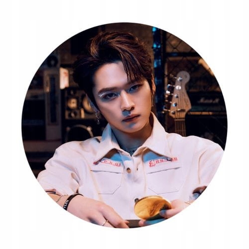 

Przypinka K-pop Stray Kids Lee Know 58mm
