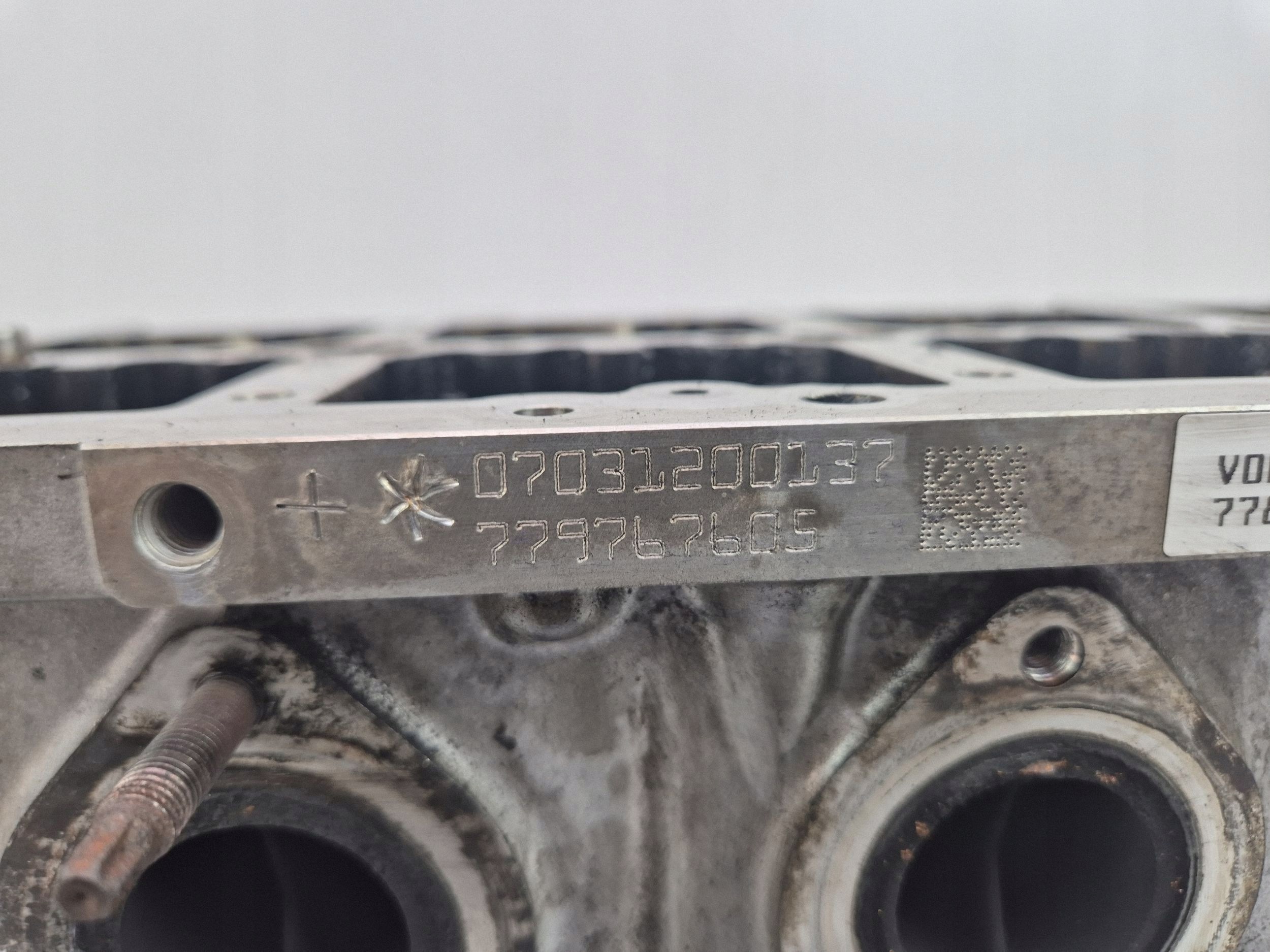testata motore BMW 3 E90 E91 318d 7797678 N47D20A