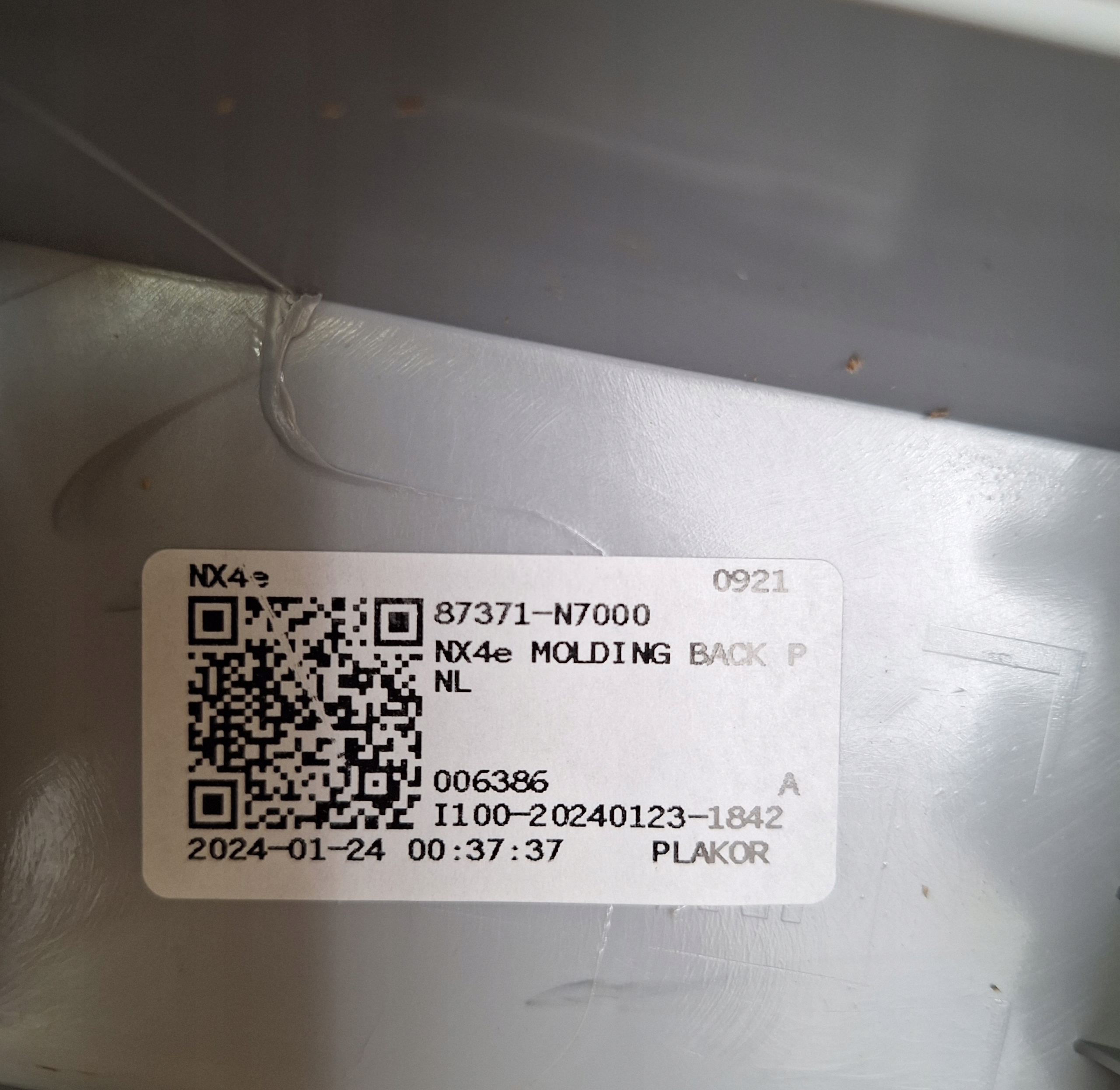 NAKŁADKA DRZWI BAGAŻNIKA HYUNDAI TUCSON - 87370N7000 Typ samochodu Samochody osobowe